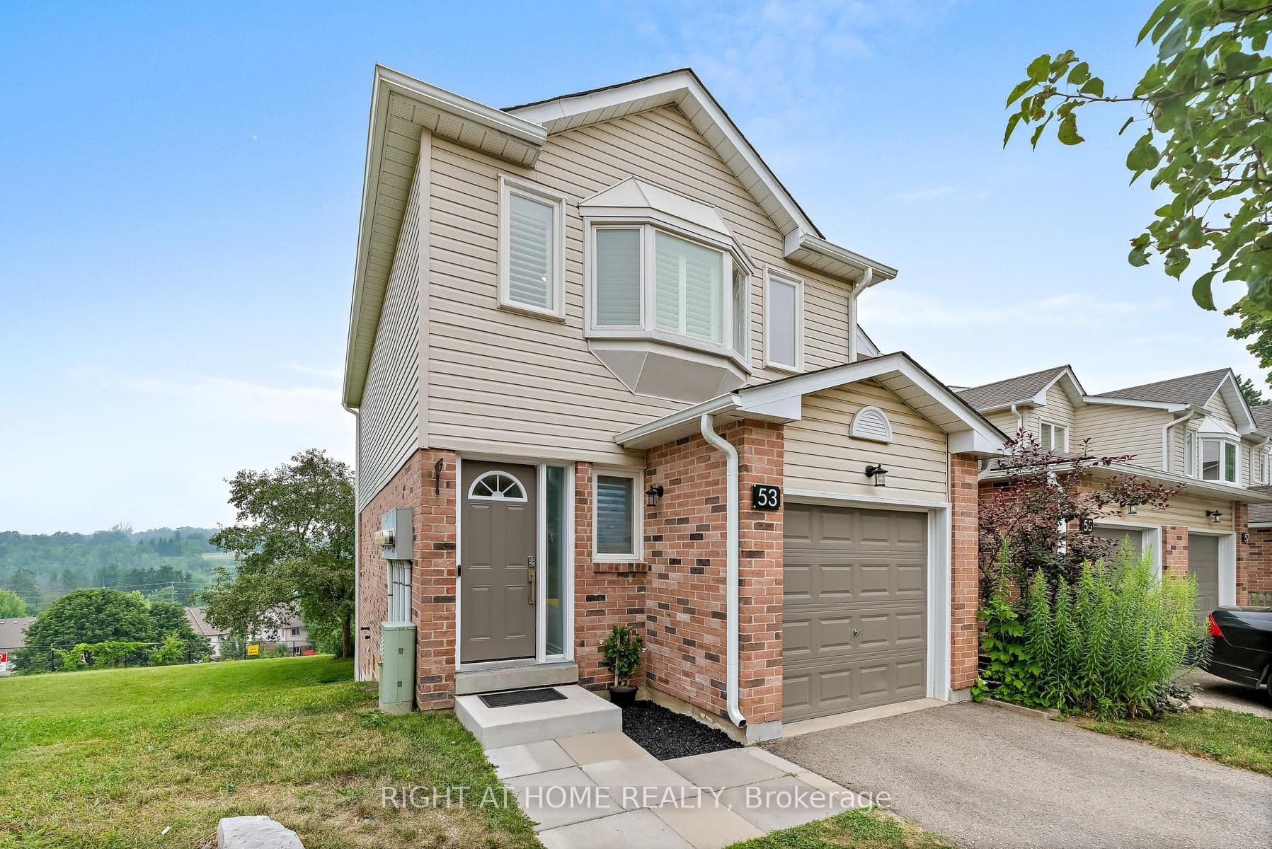 53 Corey Circle photo 1