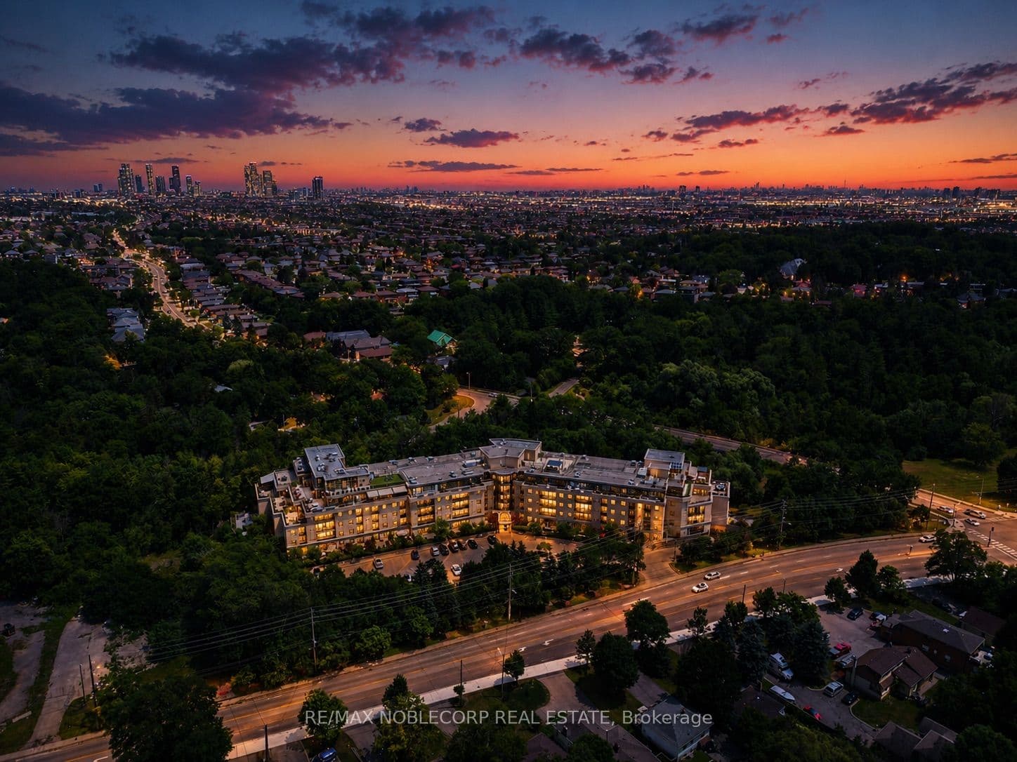 Unit 105 8201 Islington Avenue photo 1
