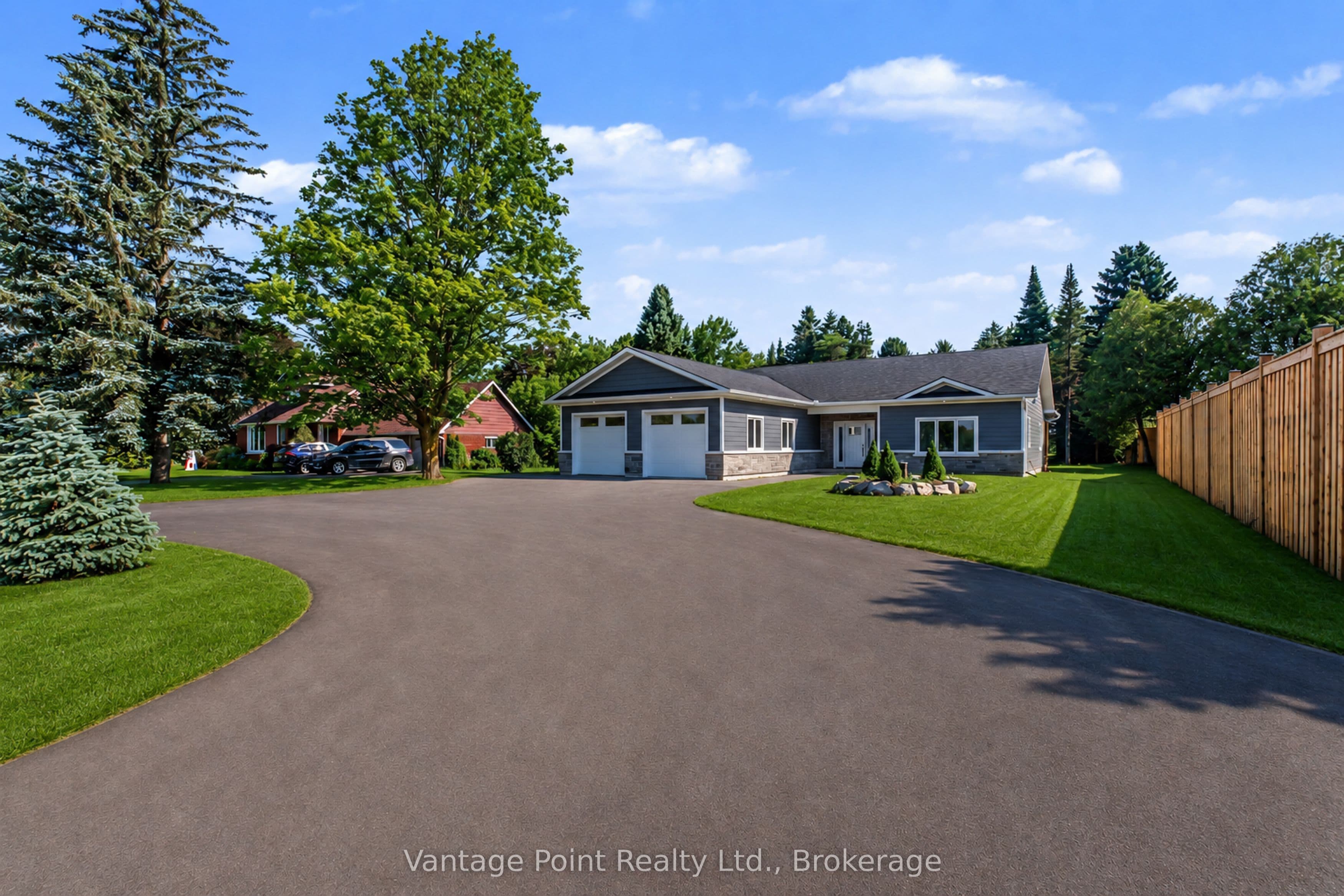 107 Toronto Road photo 1