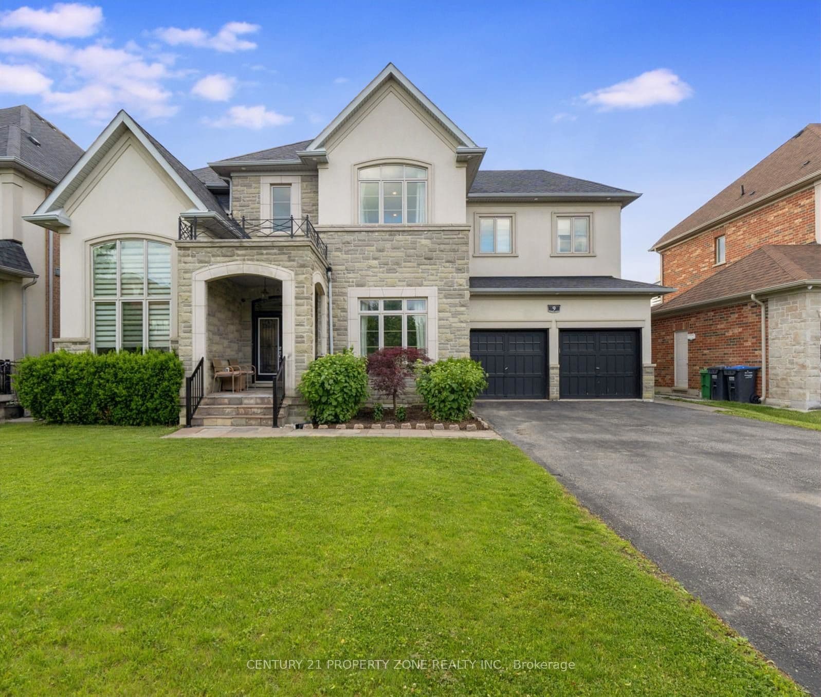 9 Kelways Circle photo 1