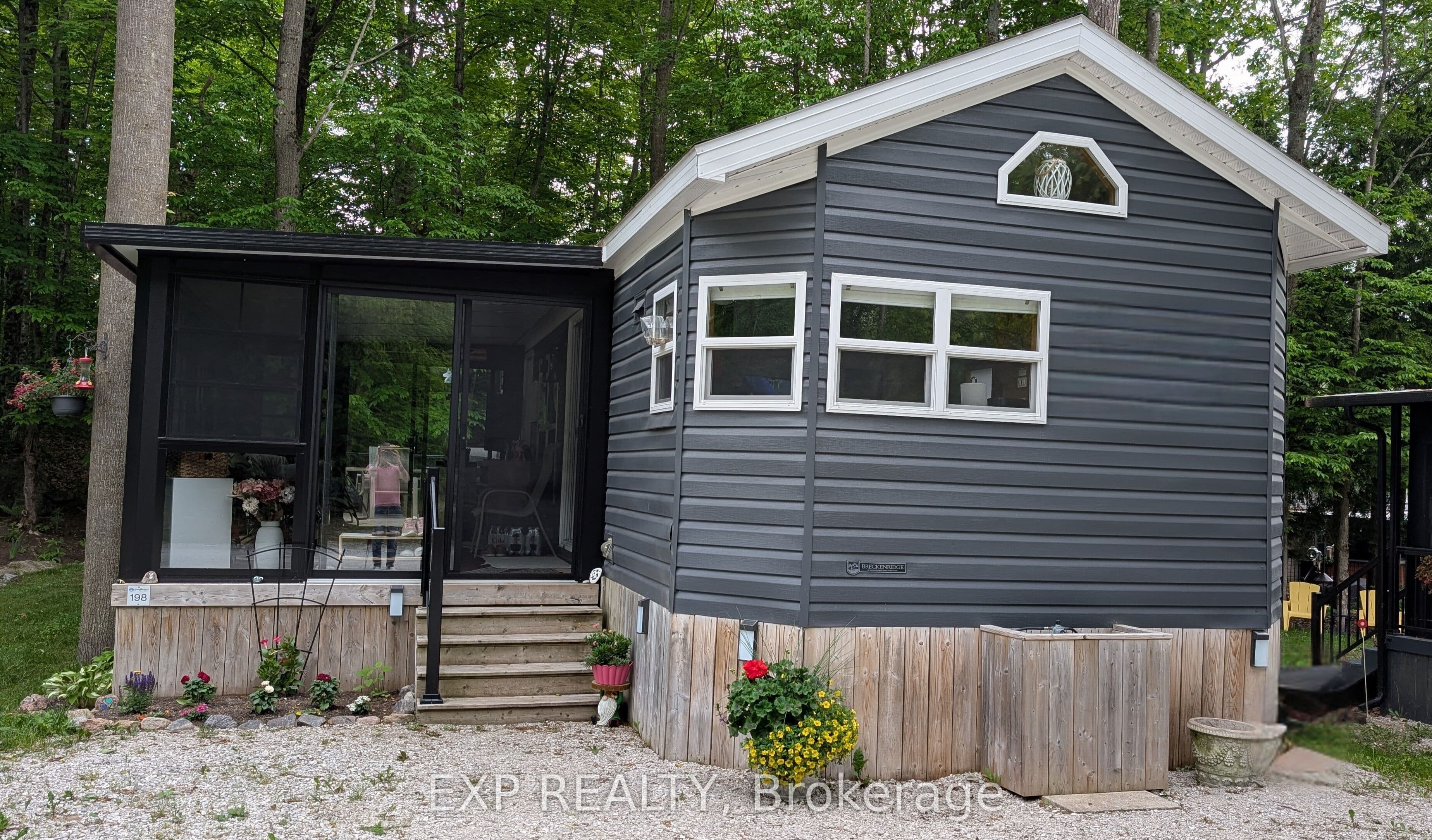 1082 Shamrock Marina Road photo 1