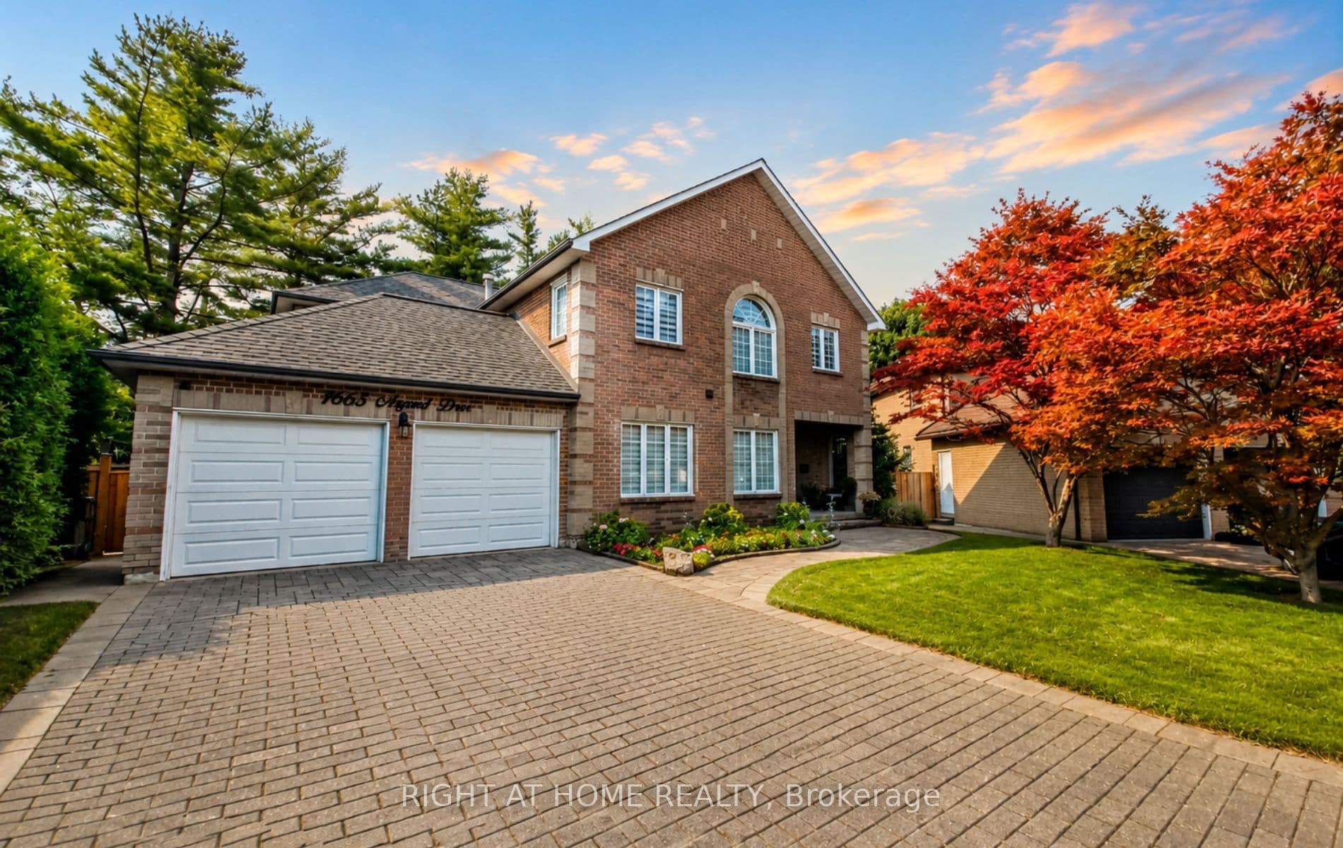 1665 Asgard Drive photo 1