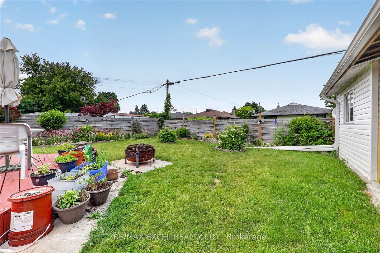62 Sundance Crescent photo 1