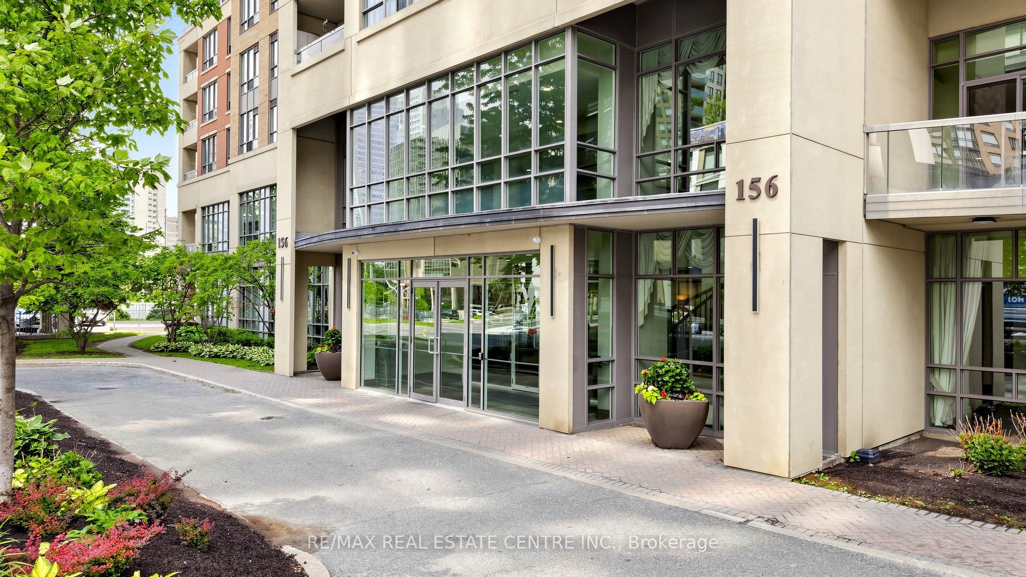 Unit 310 156 Enfield Place photo 1