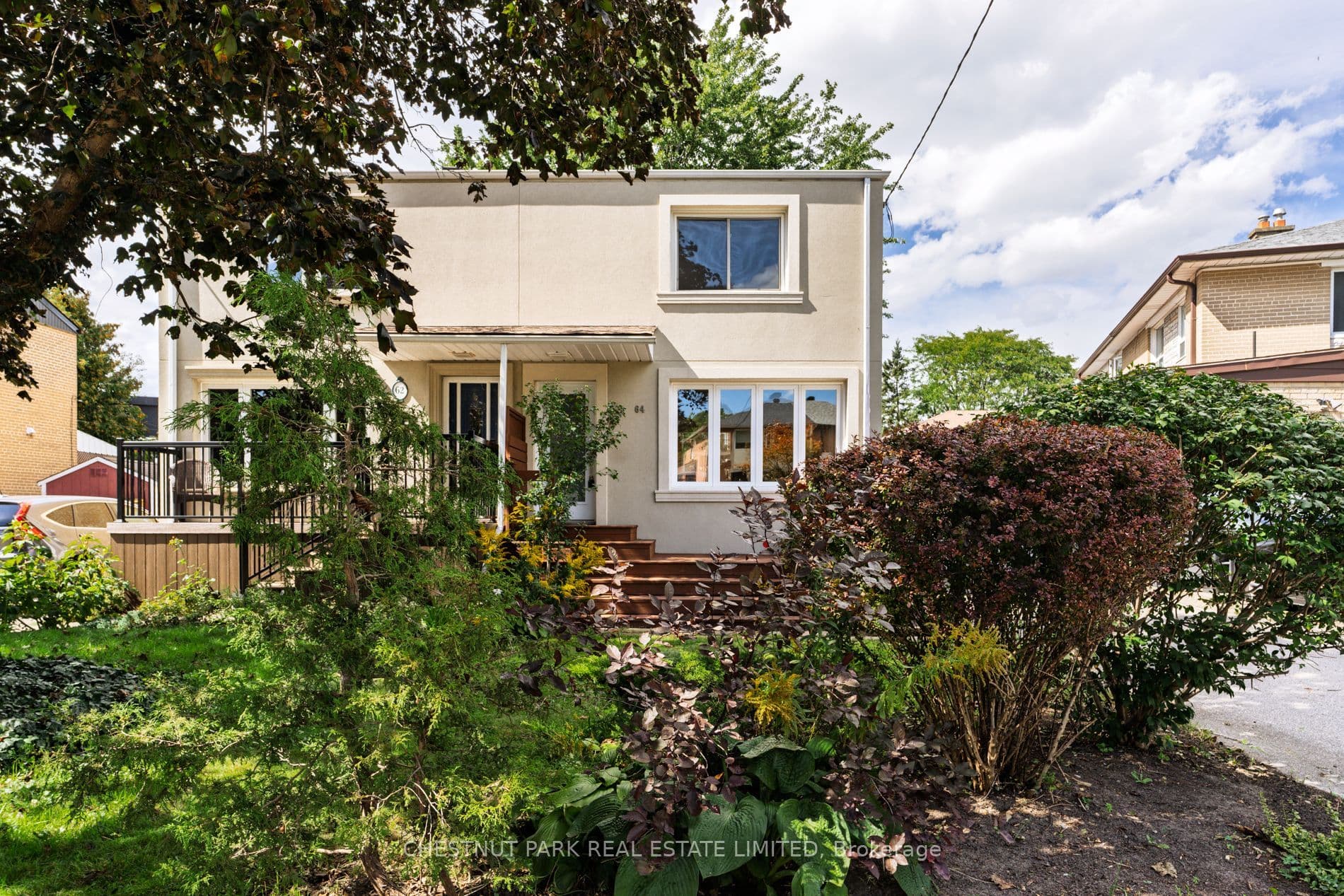 64 Pasadena Gardens photo 1