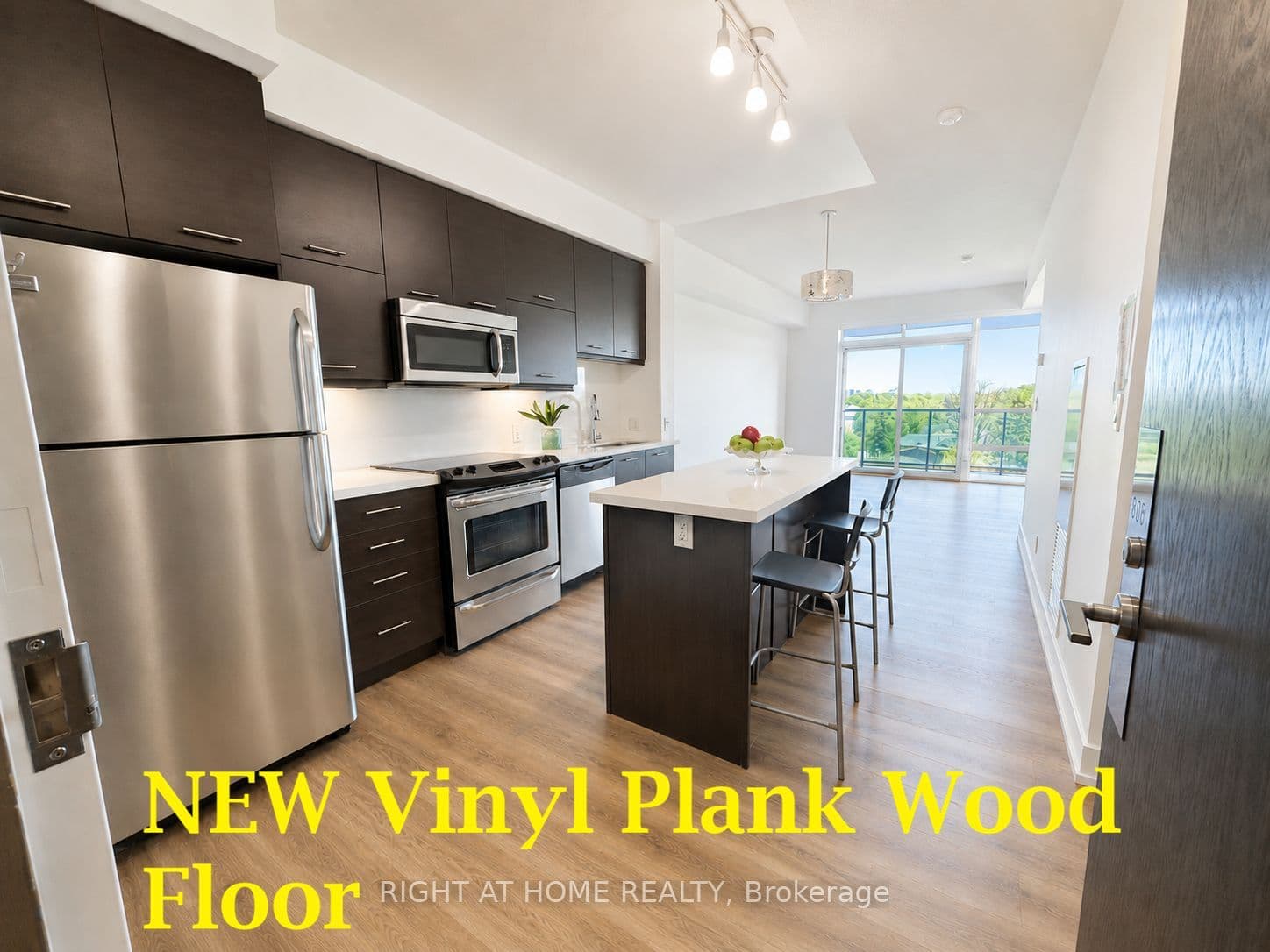 Unit 805 26 Norton Avenue photo 1