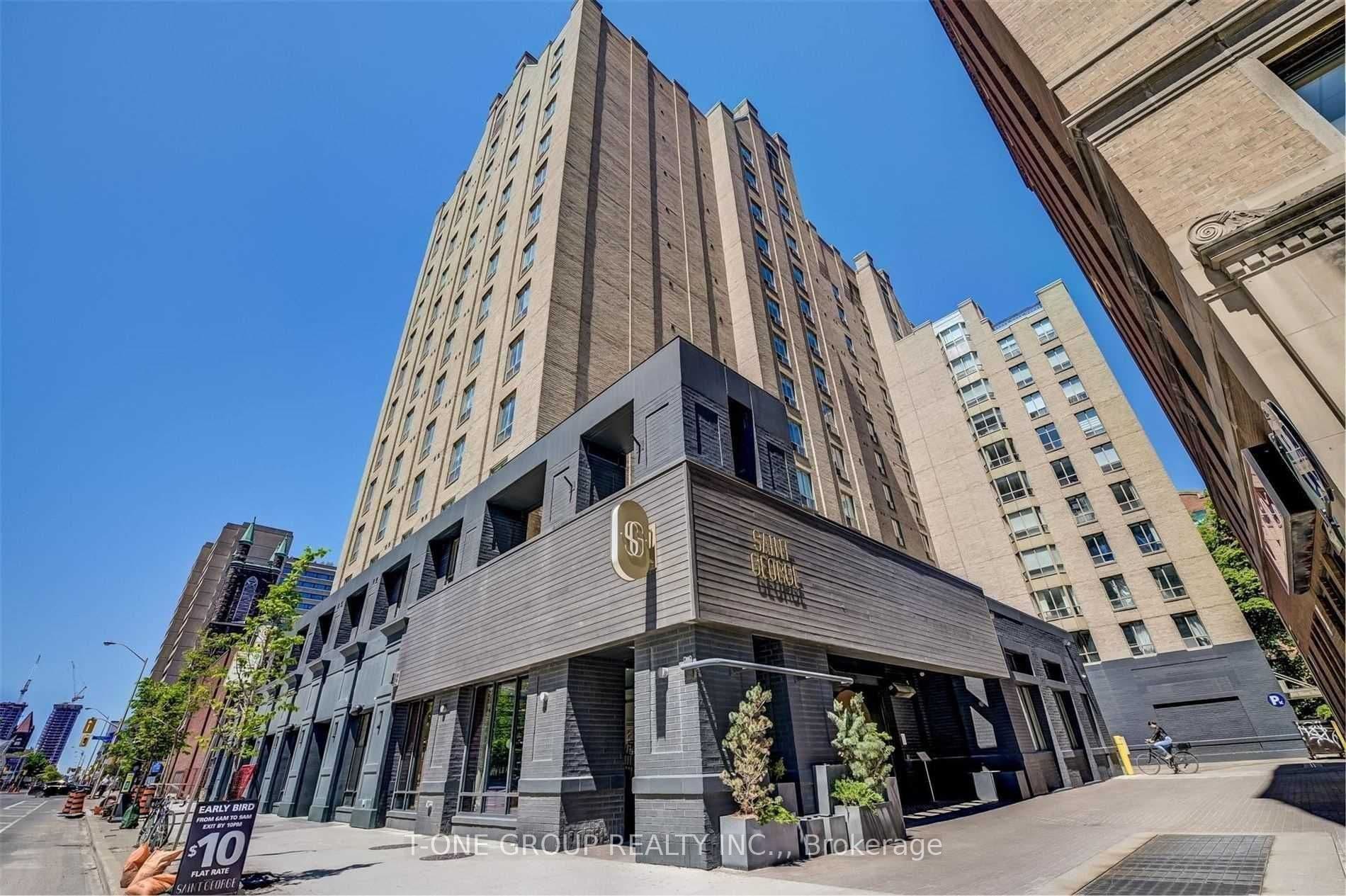 Unit 204 284 Bloor Street photo 1