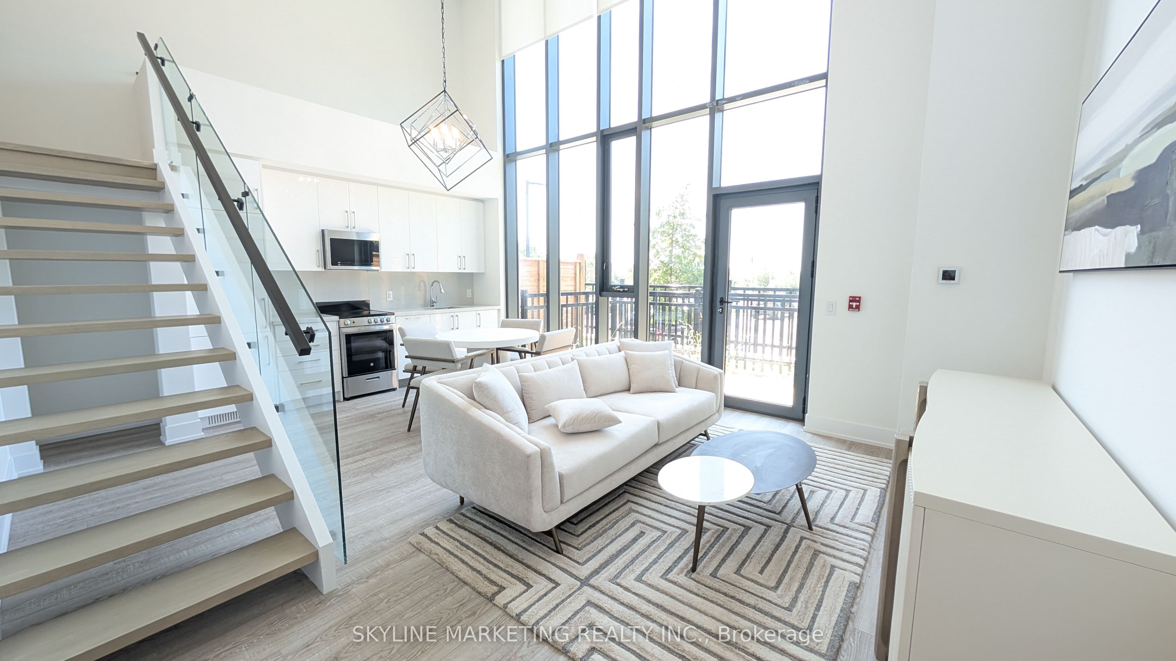 Unit 102 2450 Old Bronte Road photo 1