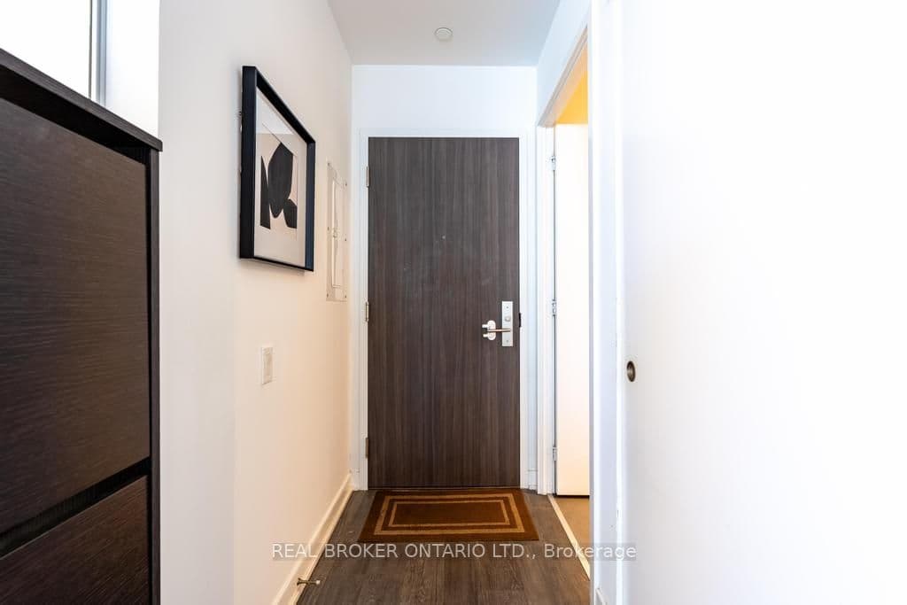 Unit 1601 185 Roehampton Avenue photo 1