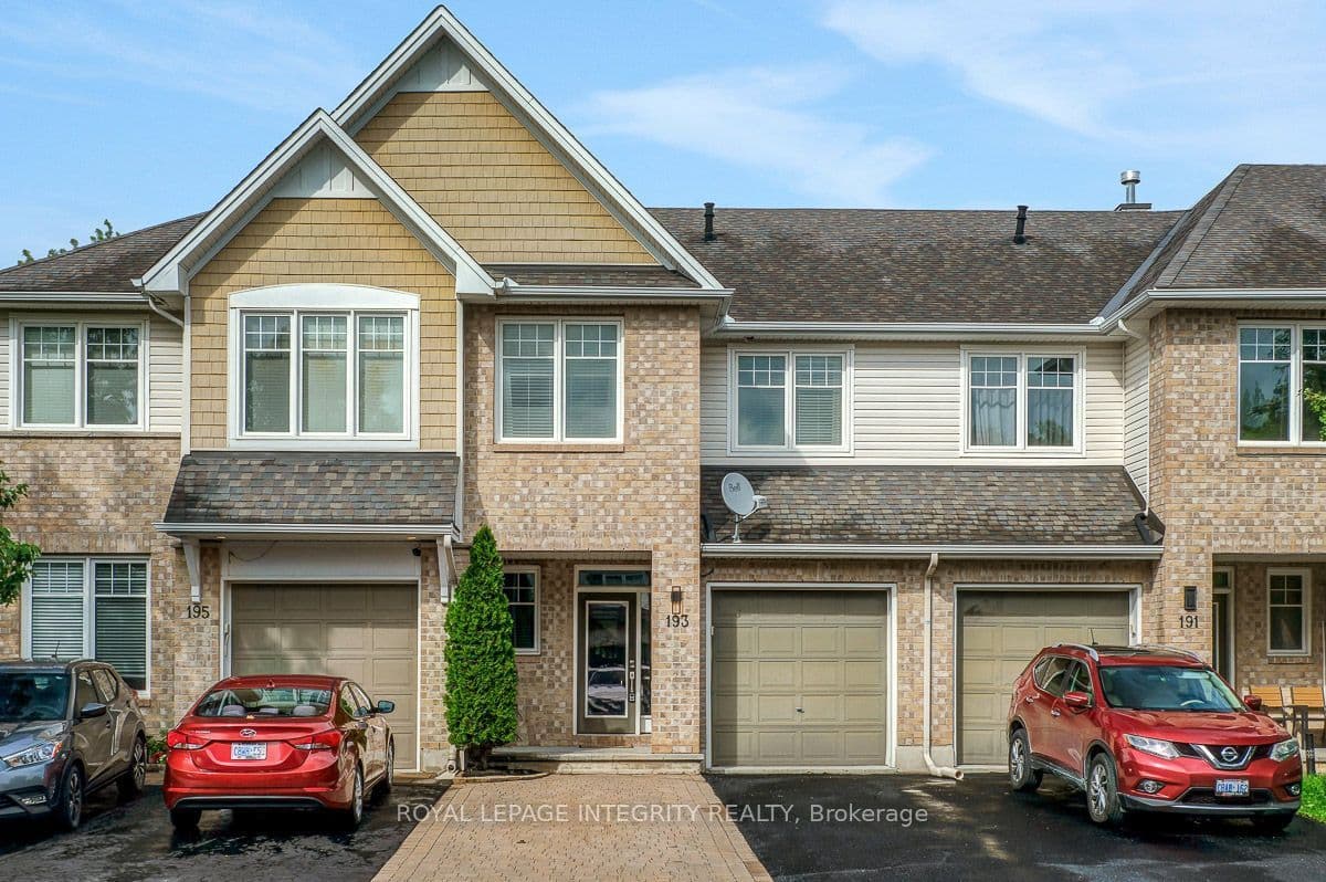 193 Mojave Crescent photo 1