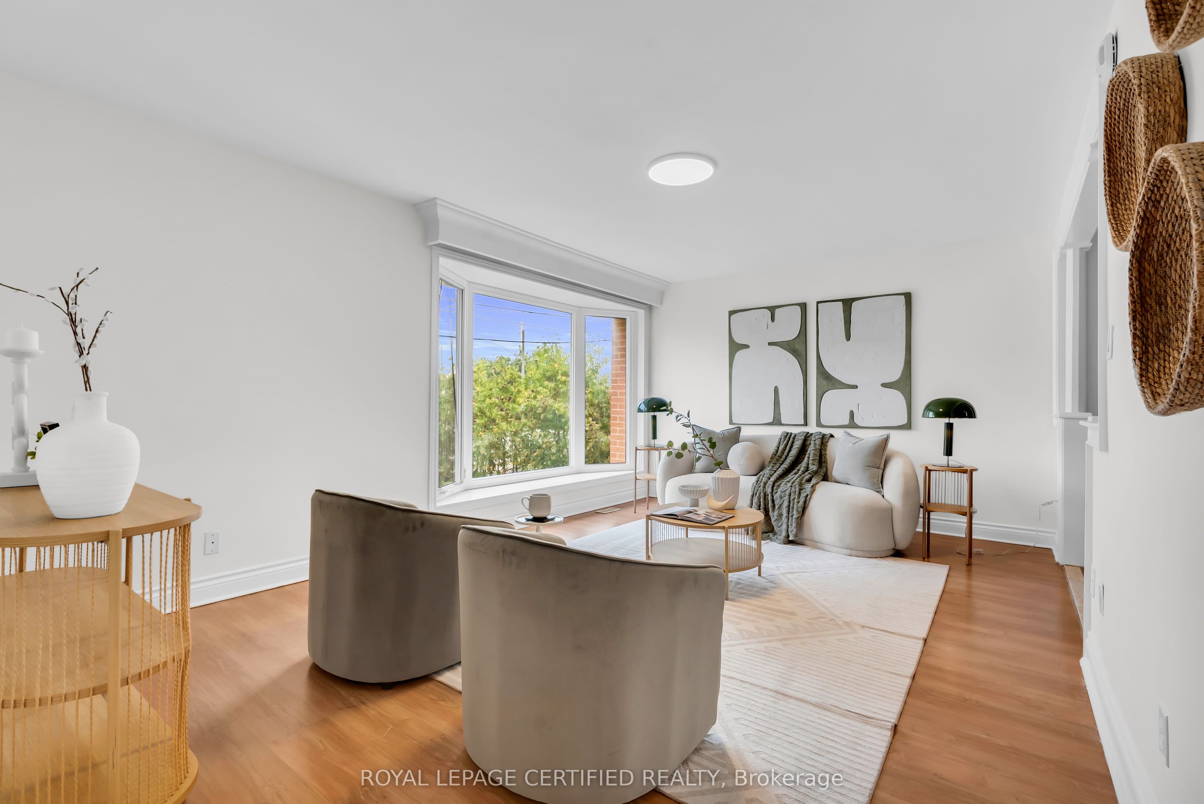 448 Fernleigh Circle photo 1