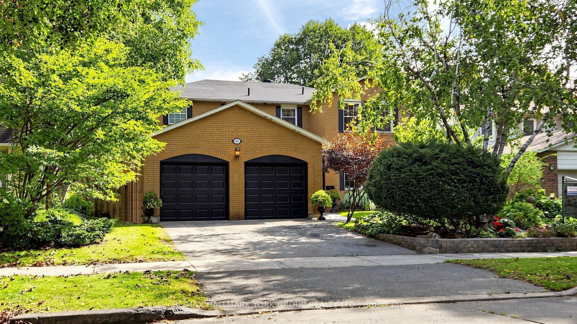 45 Pinnacle Road photo 1