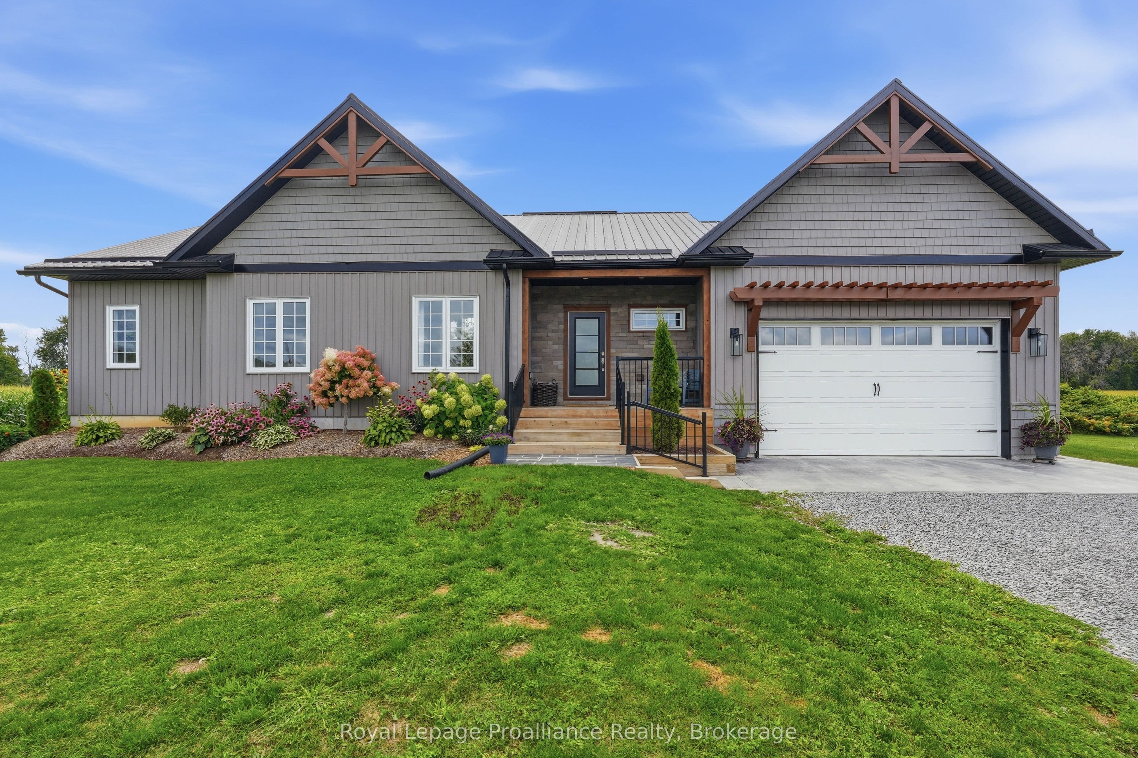 477 Allore Road photo 1