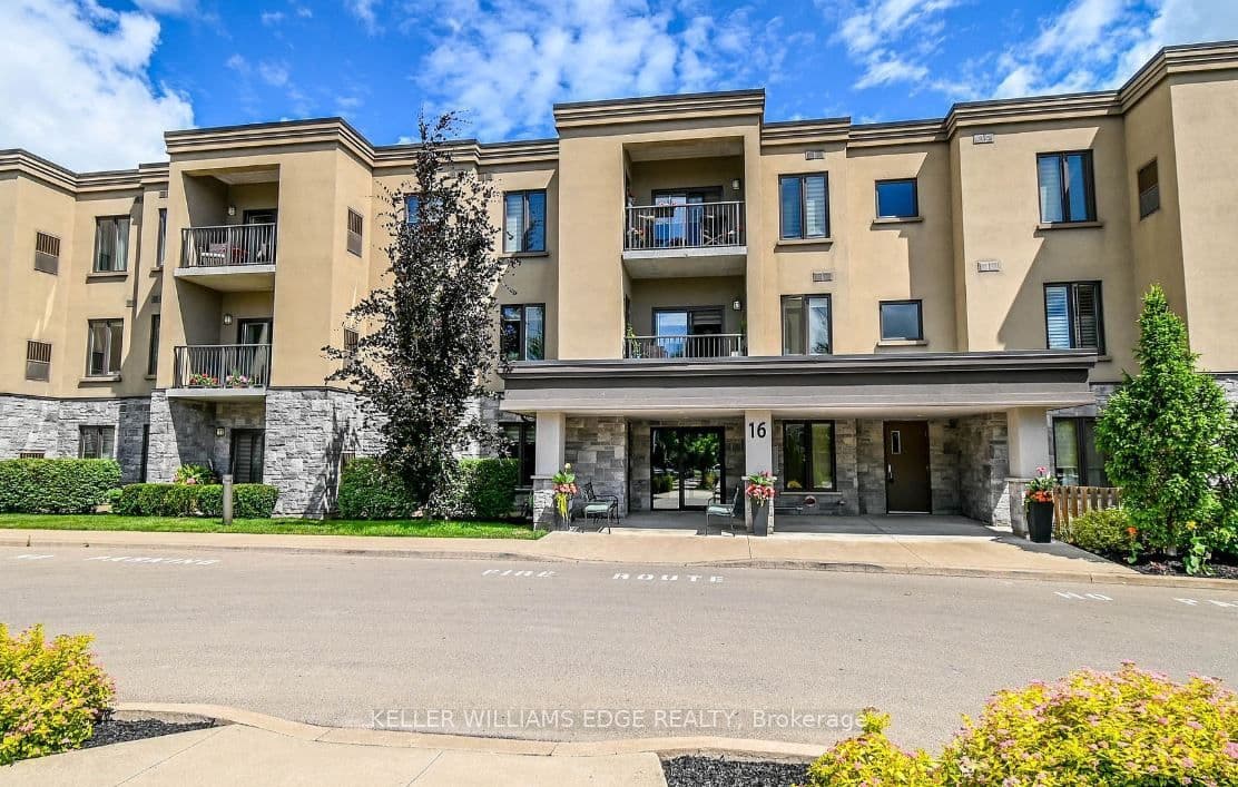 Unit 105 16 Sullivan Avenue photo 1