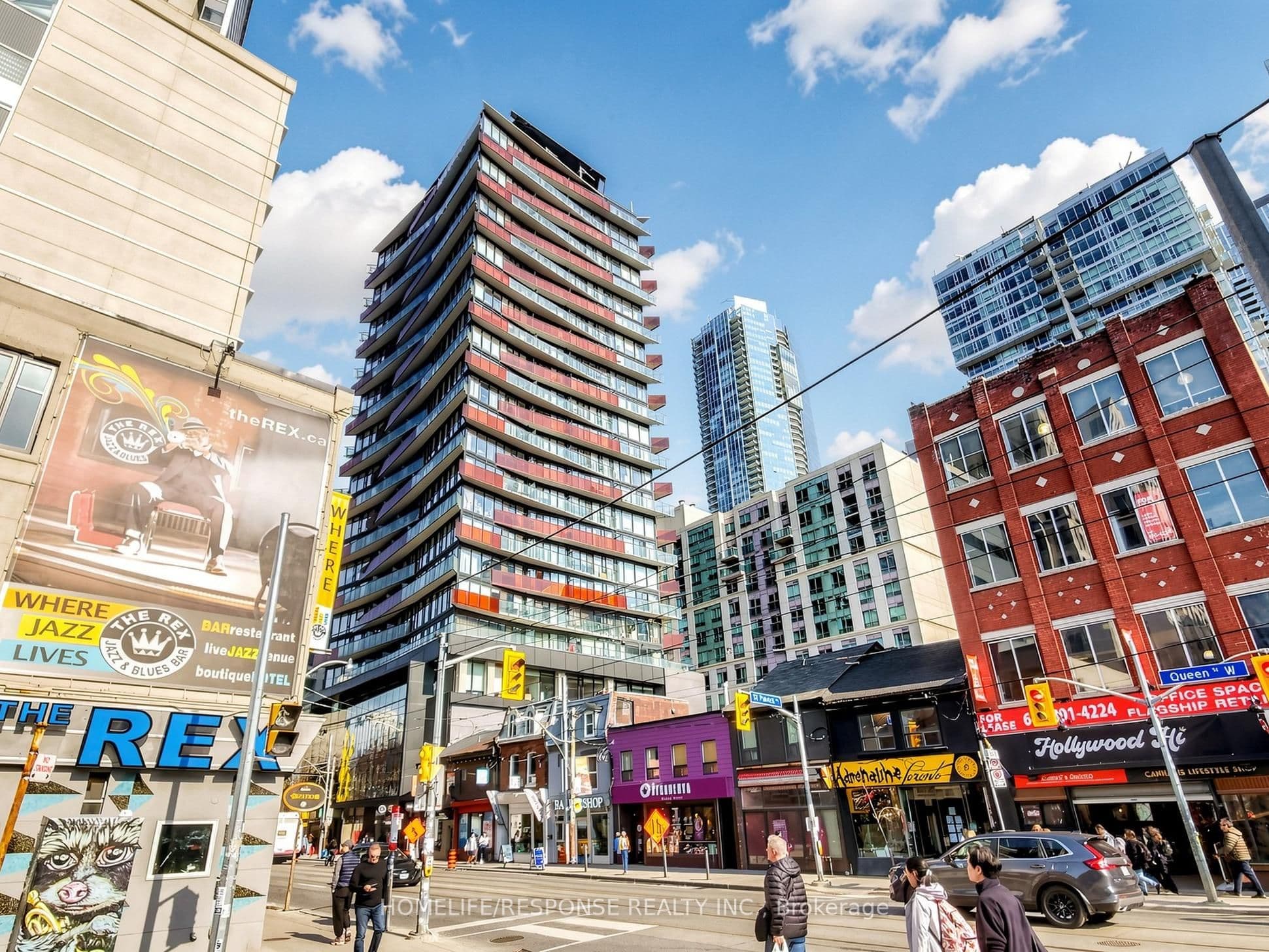 Unit 225 215 QUEEN Street photo 1