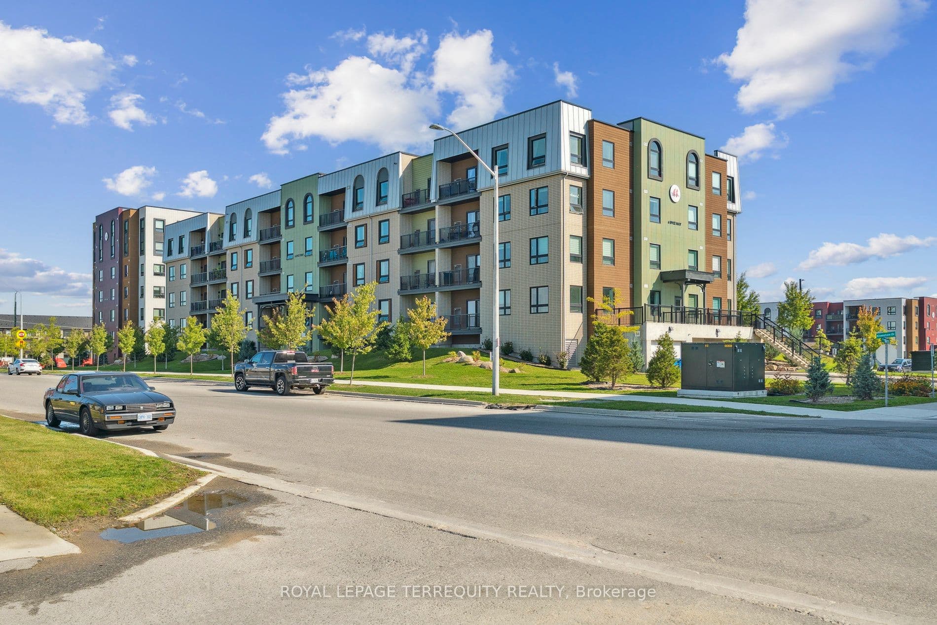 Unit 102 6 Spice Way photo 1