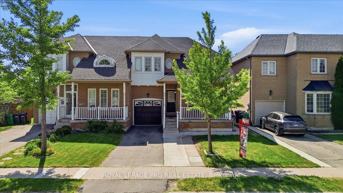 65 Giraffe Avenue photo 1
