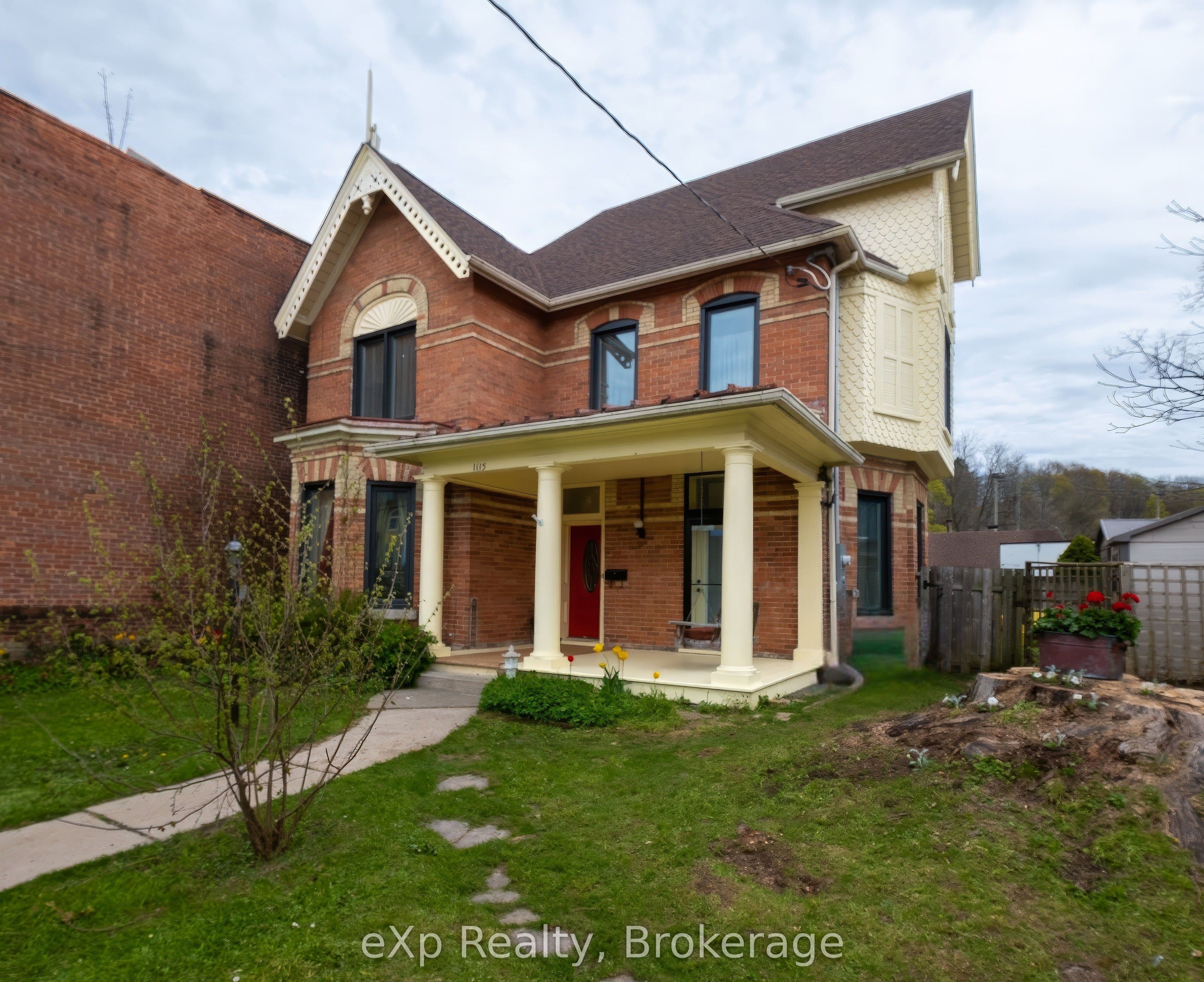 1115 4th Avenue photo 1