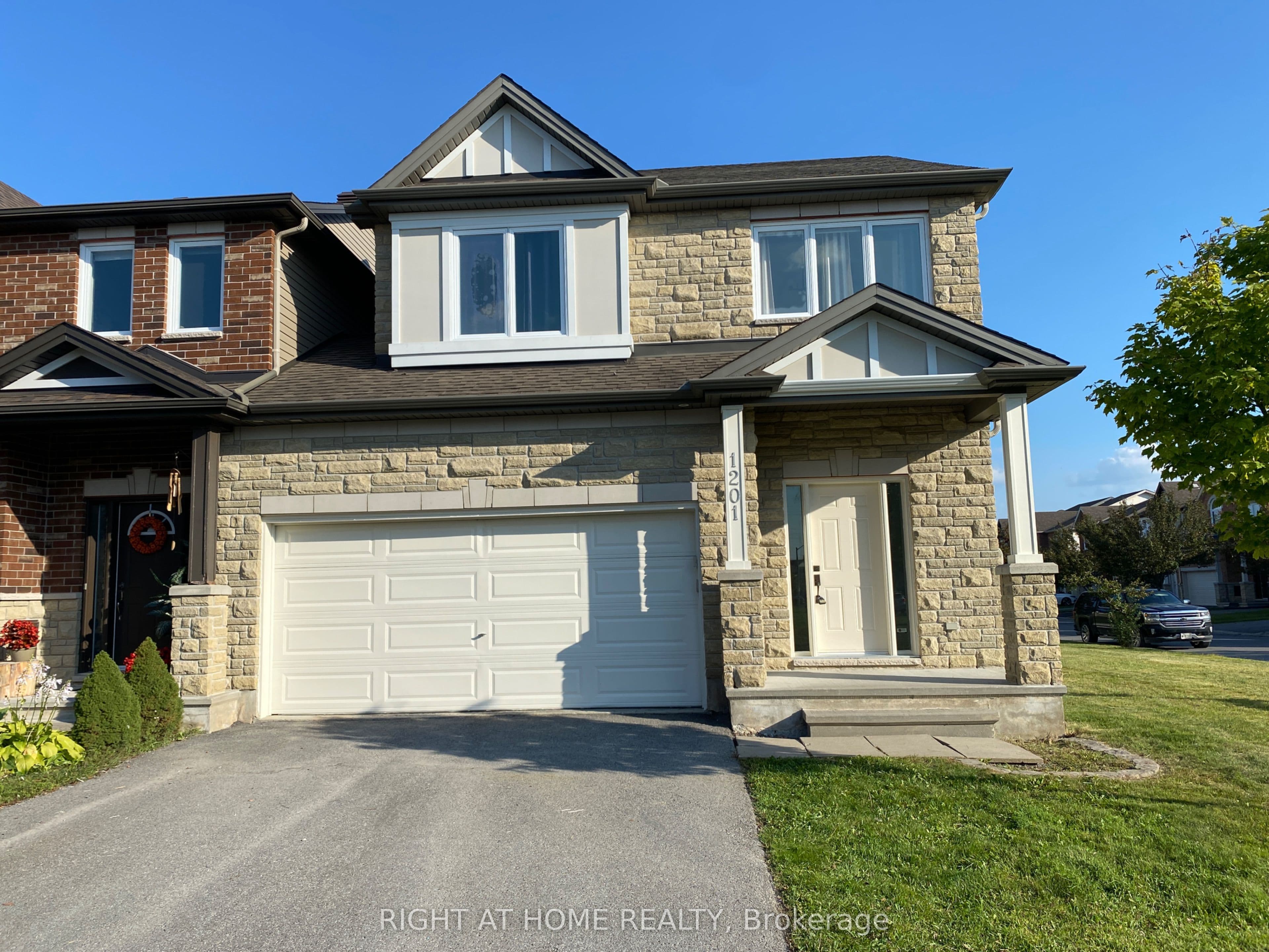 1201 ALSON MILLS Way photo 1