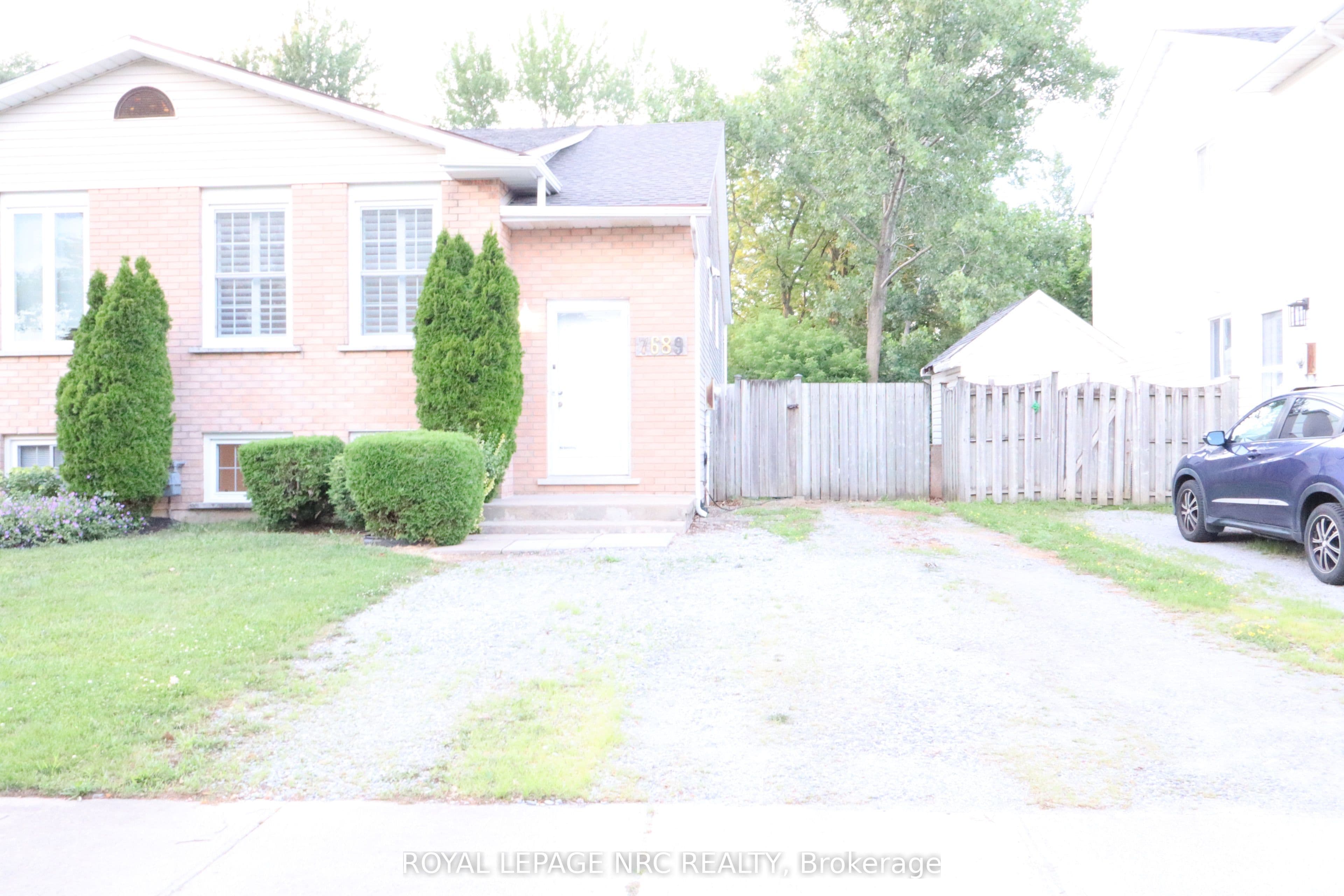 7689 TRACKVIEW Street photo 1