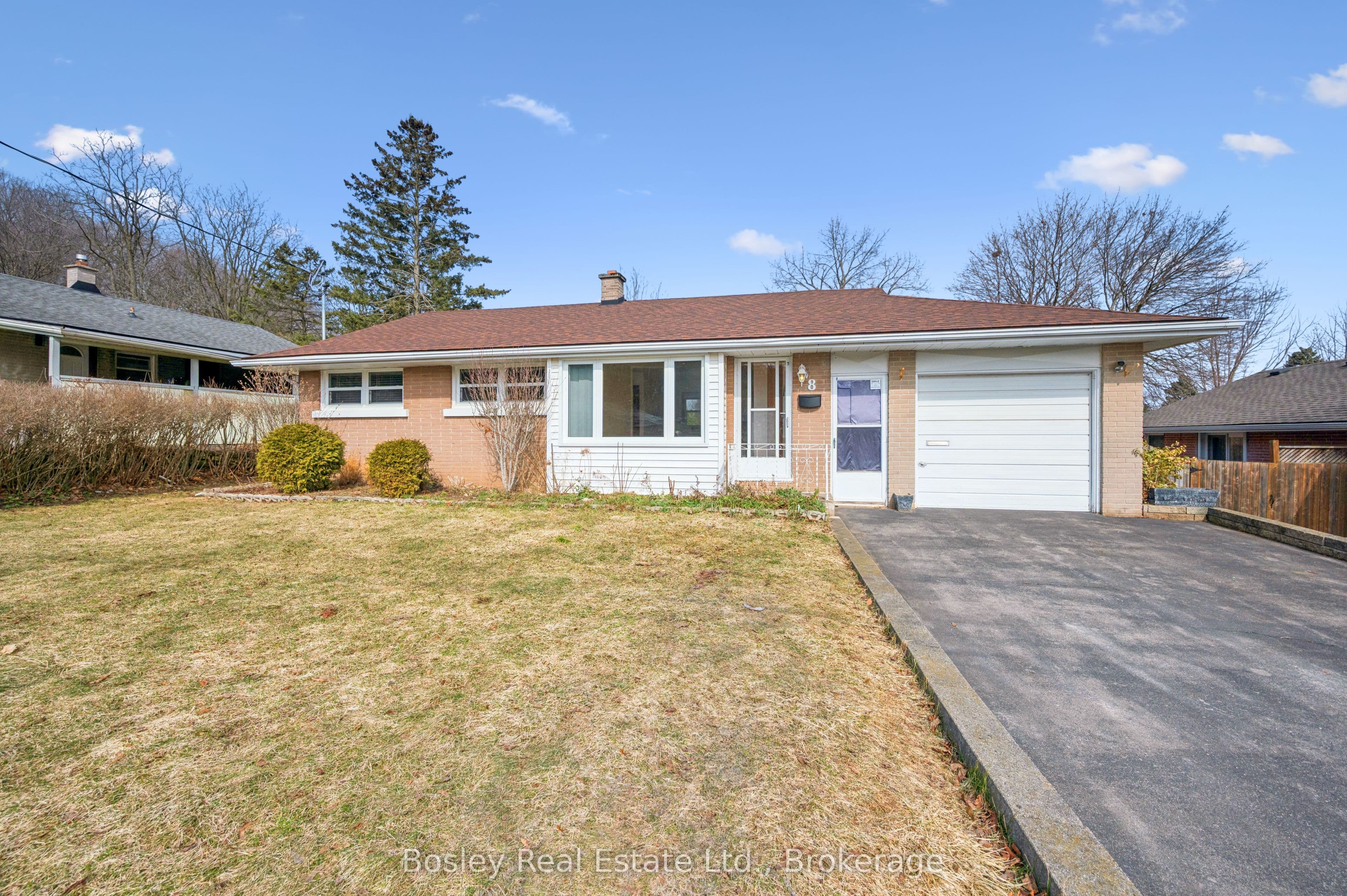 8 GORDON Street photo 1