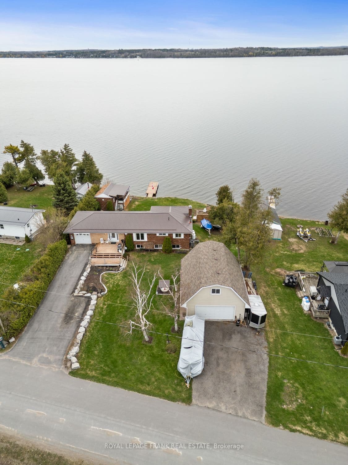 106 Starr Boulevard photo 1