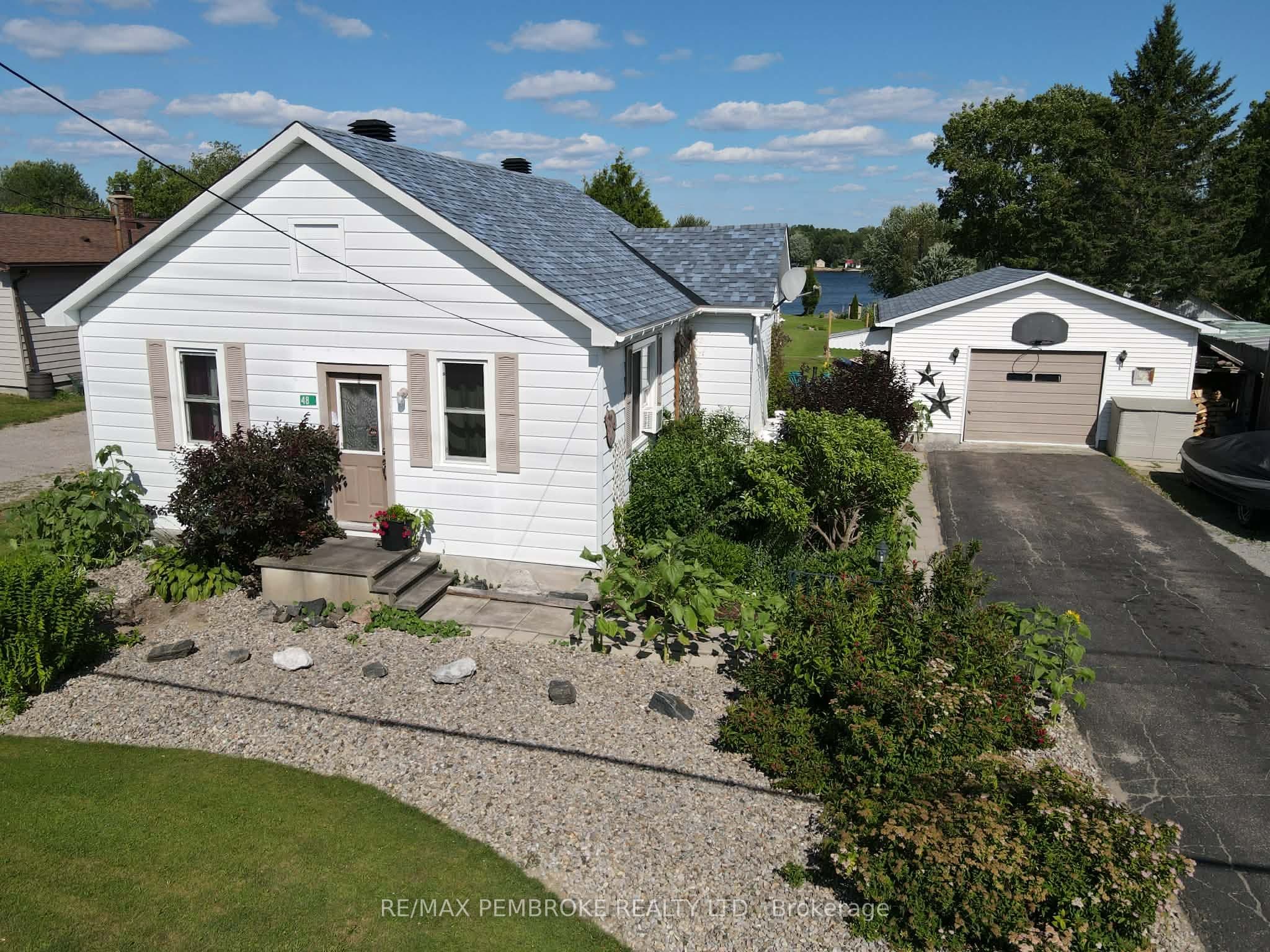 48 Lacroix Bay Road photo 1