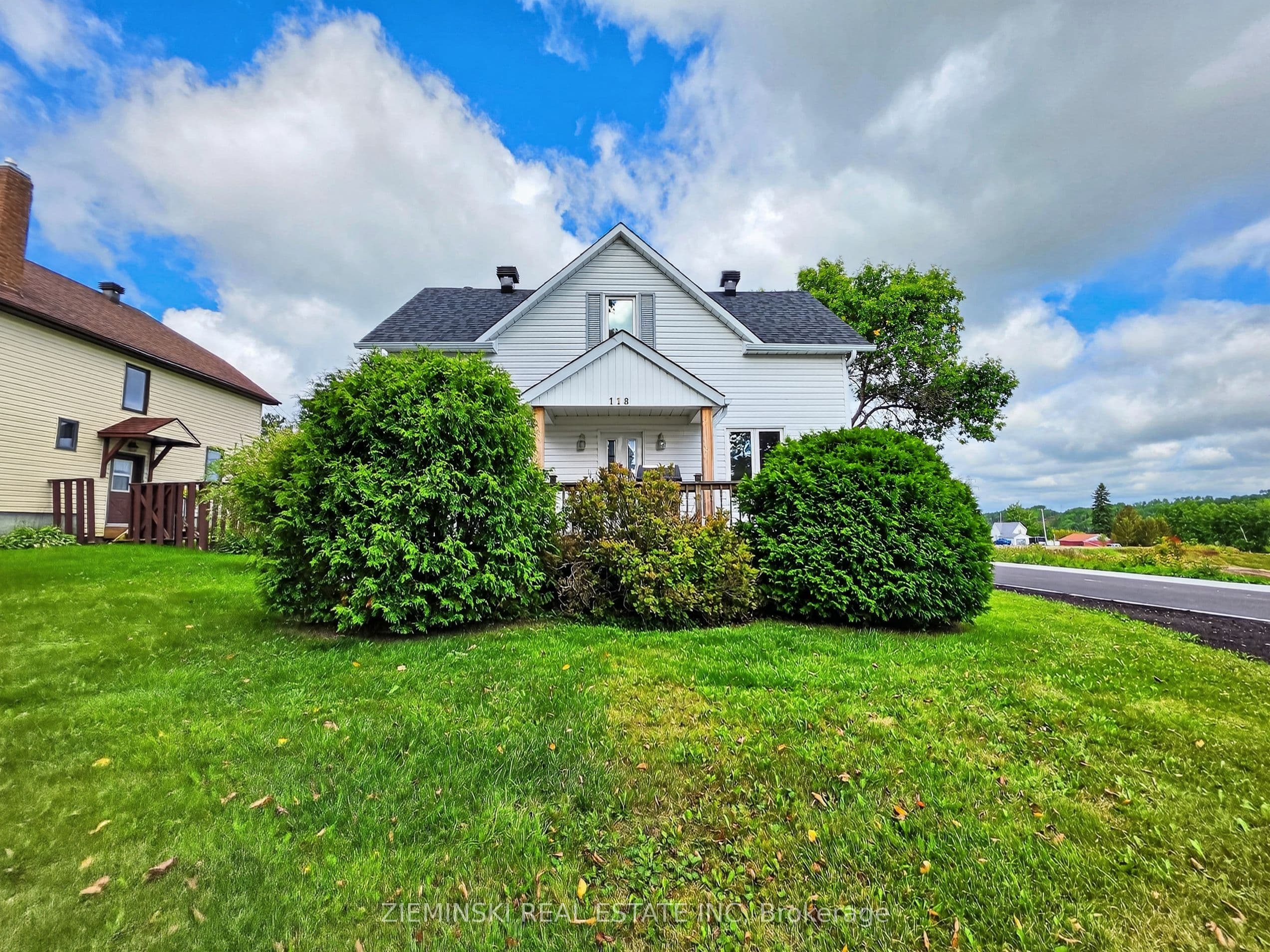 118 Buckingham Avenue photo 1