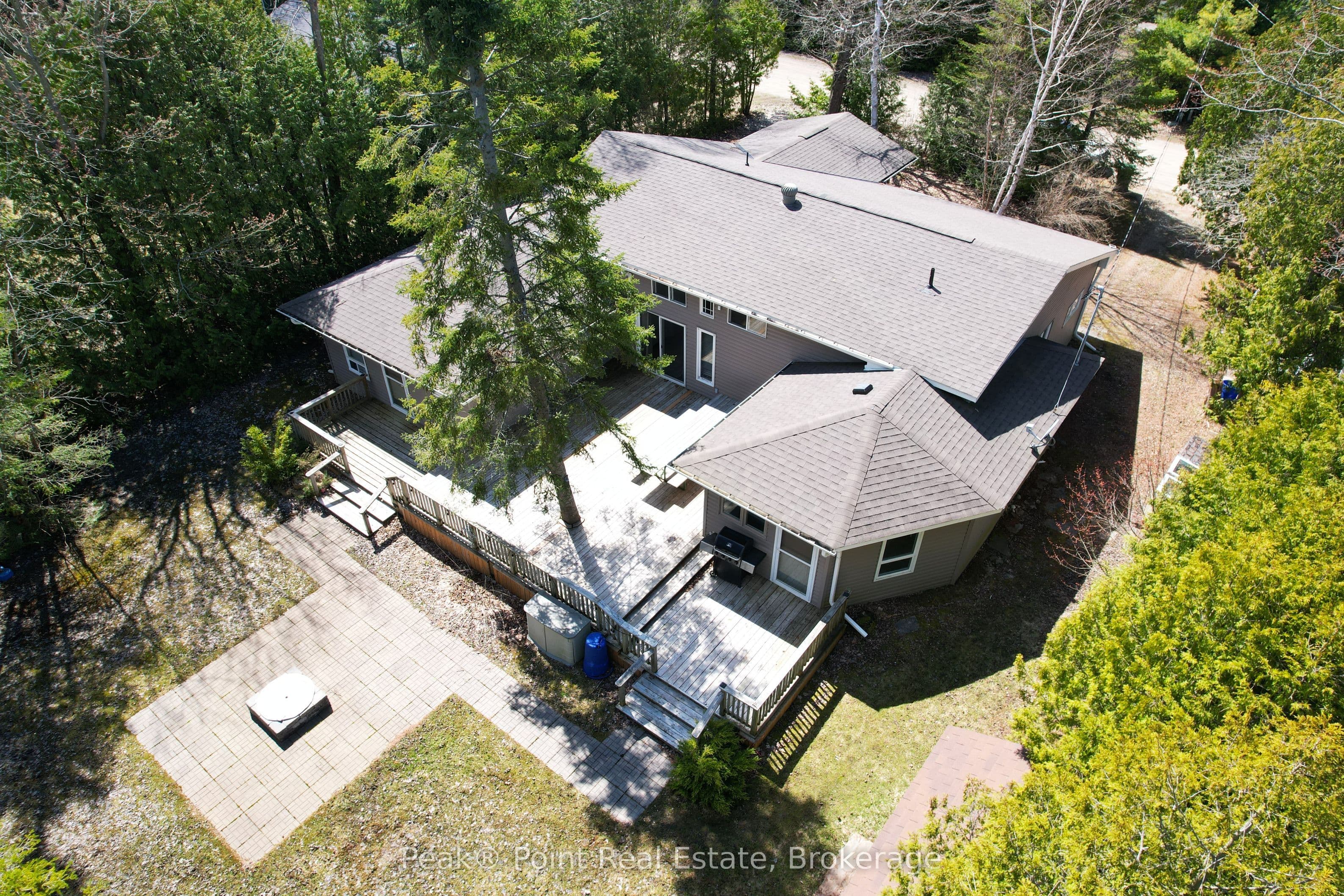7 3RD Avenue photo 1