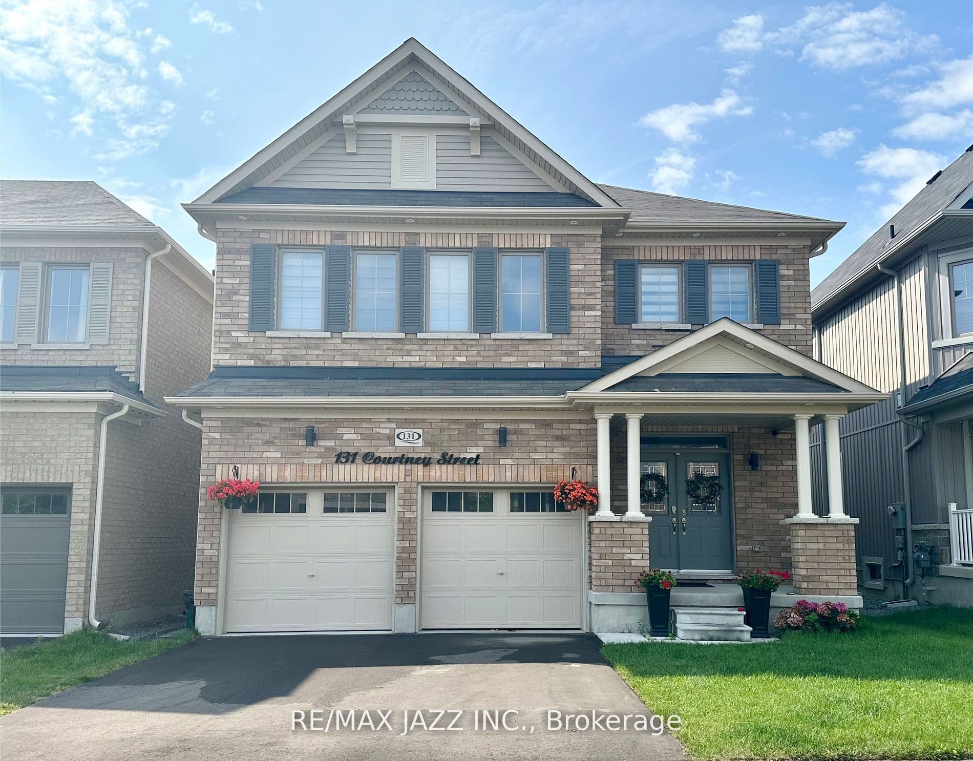 131 Courtney Street photo 1