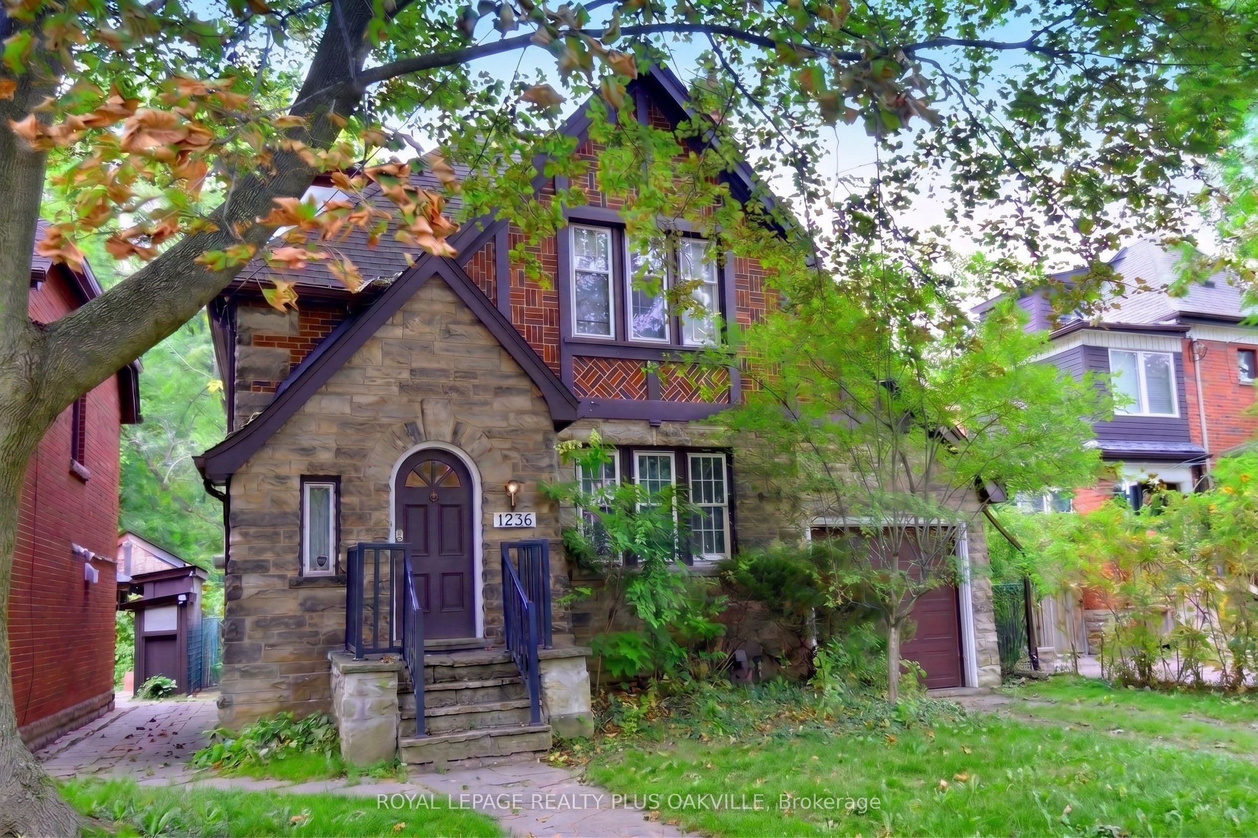 1236 King Street photo 1