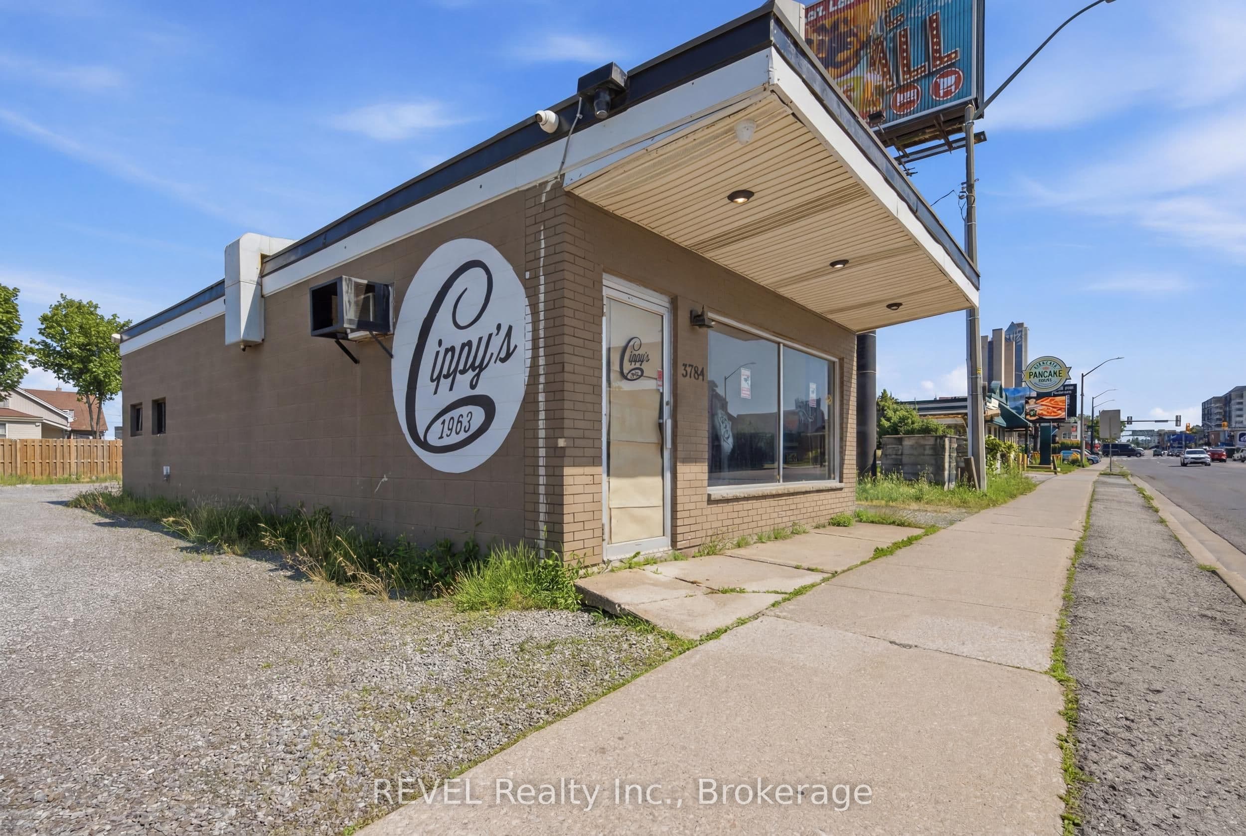 5784 Stanley Avenue photo 1