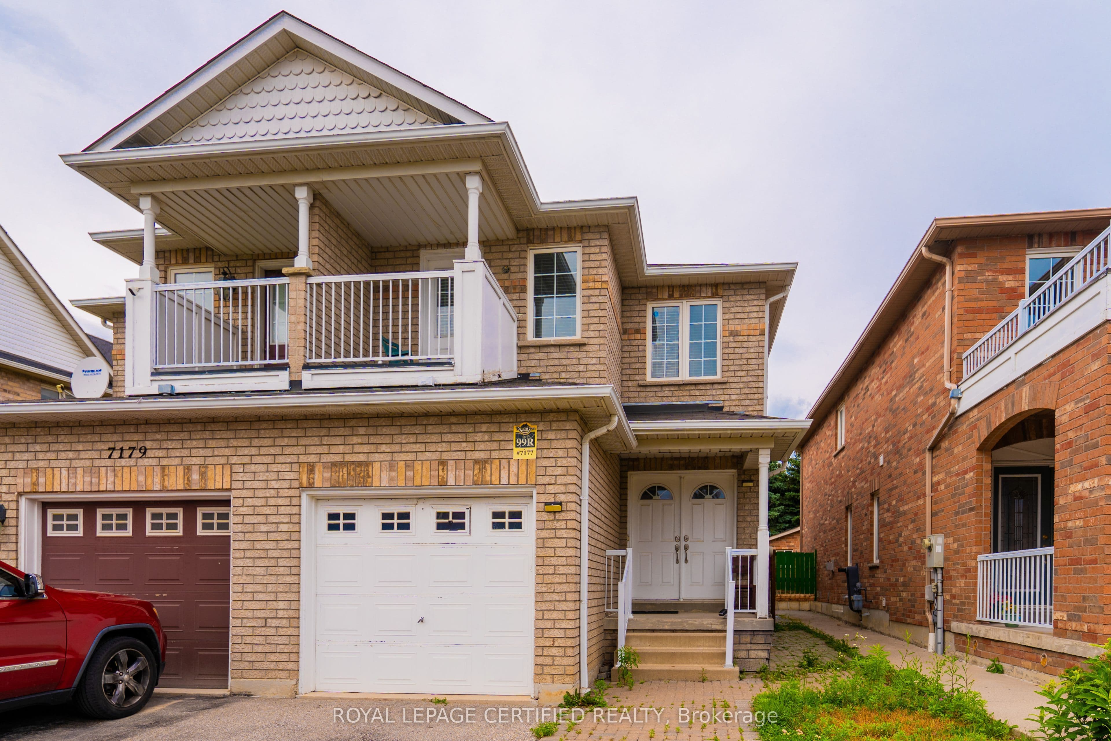 7177 Village Walk photo 1