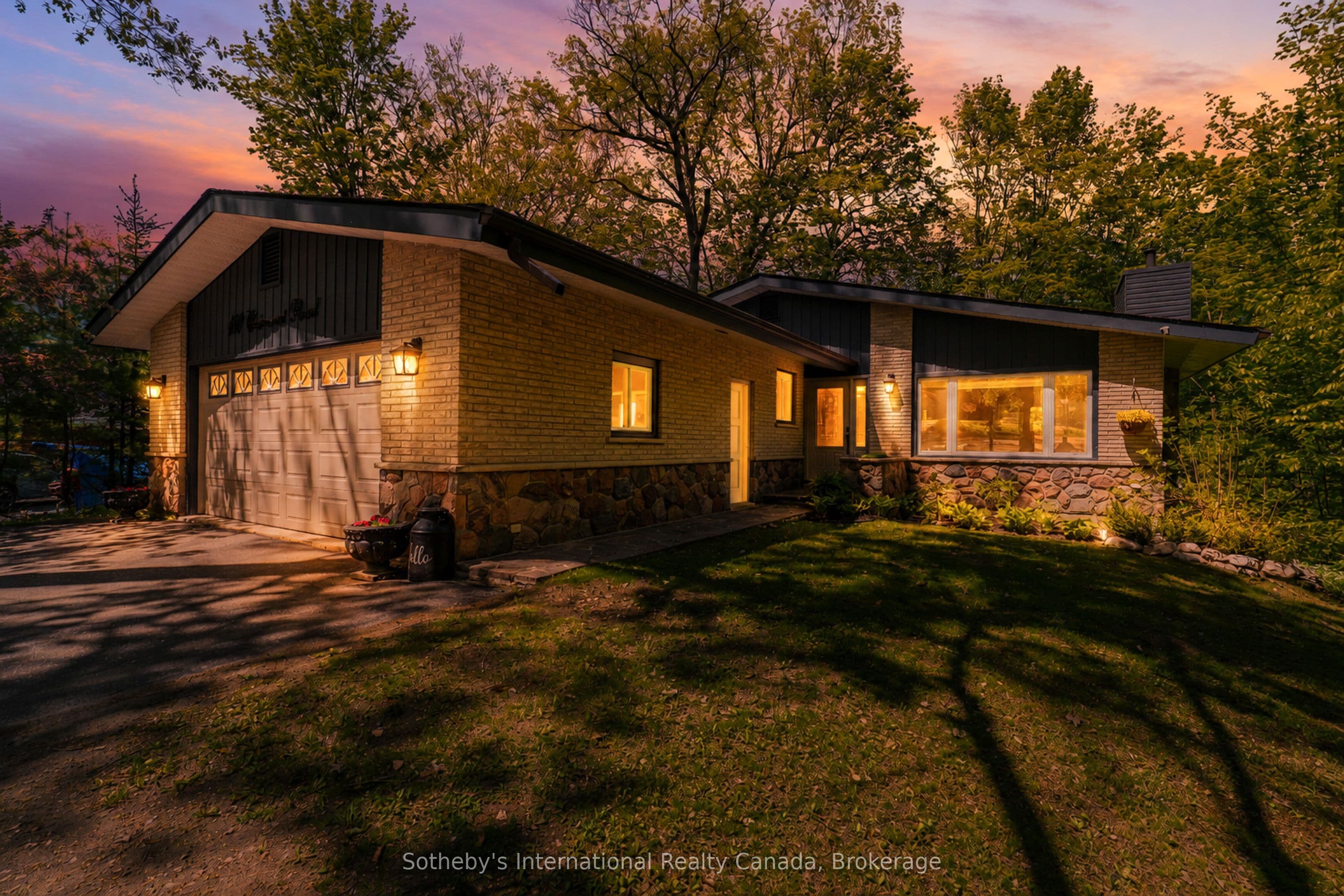 180 Clairmont Road photo 1