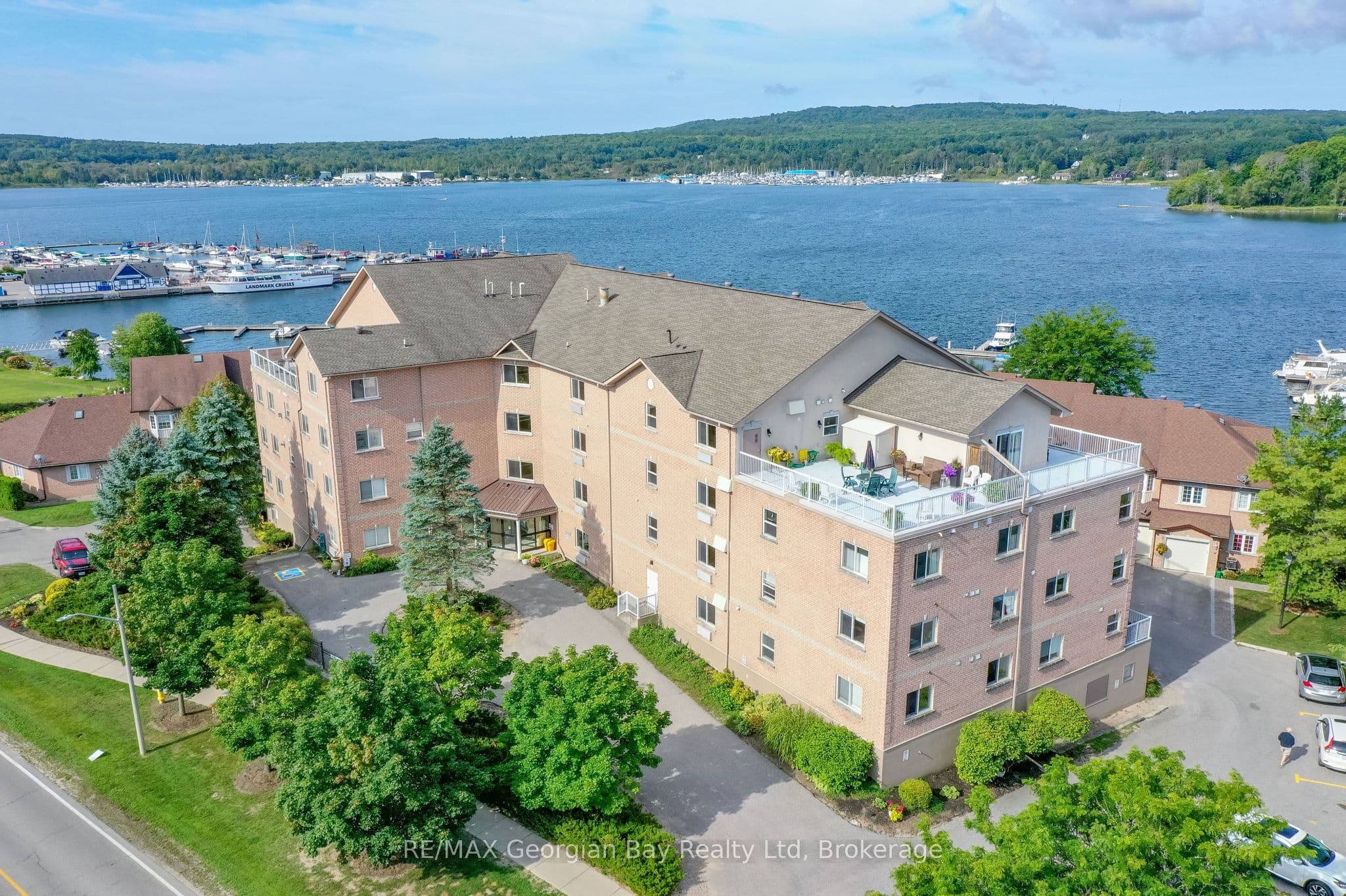 Unit 307 4 Beck Boulevard photo 1