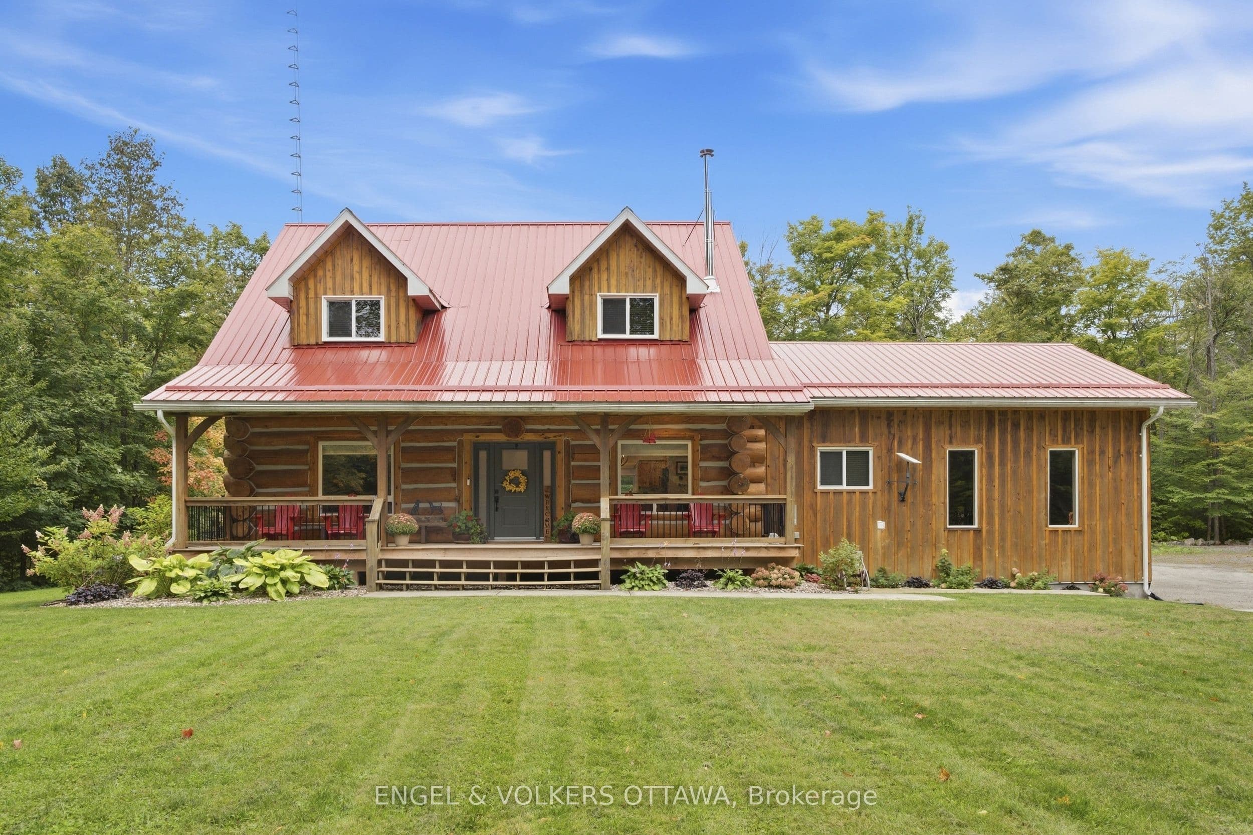 935 Kippen Road photo 1