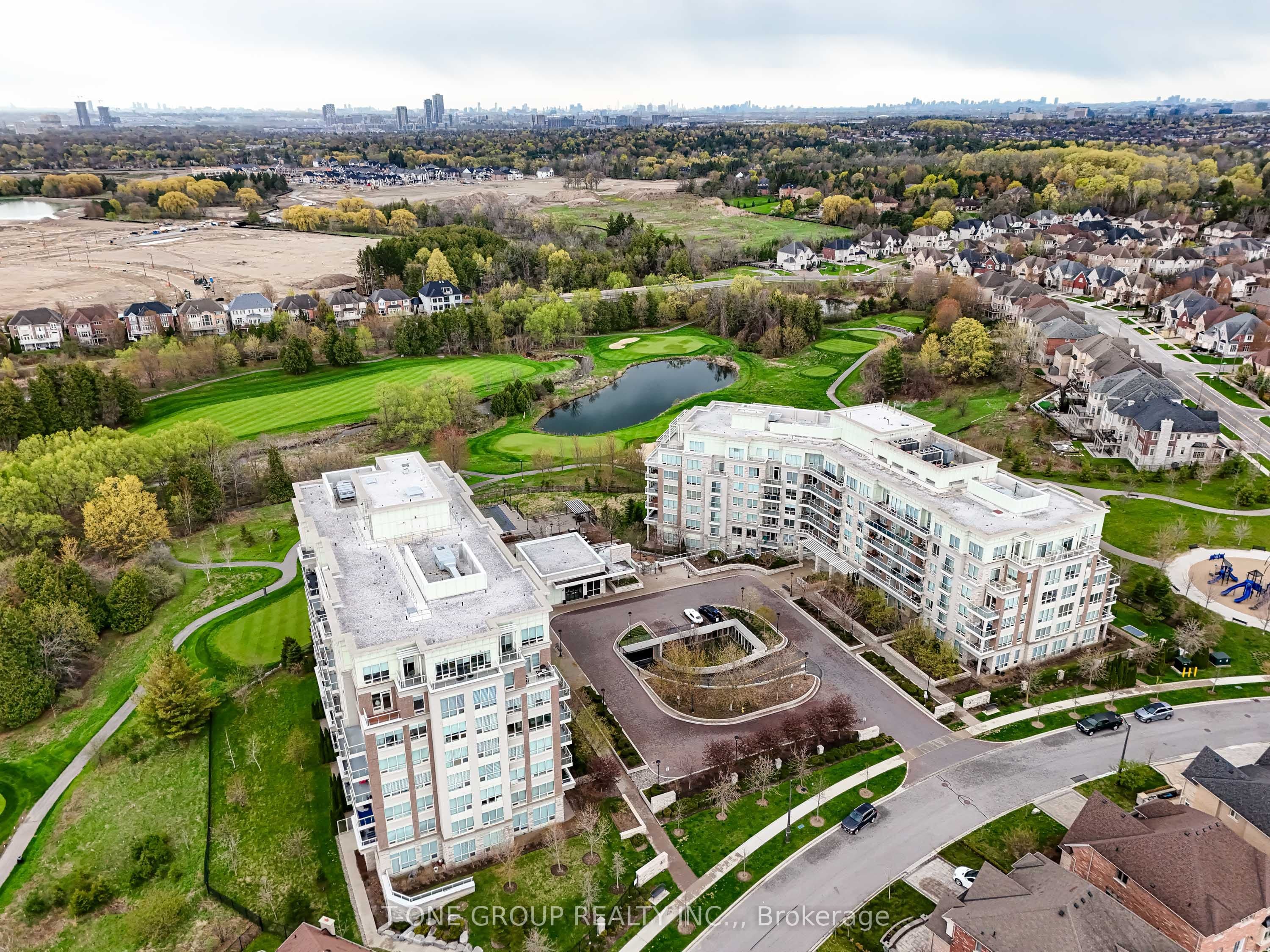 Unit 306 9 Stollery Pond Crescent photo 1