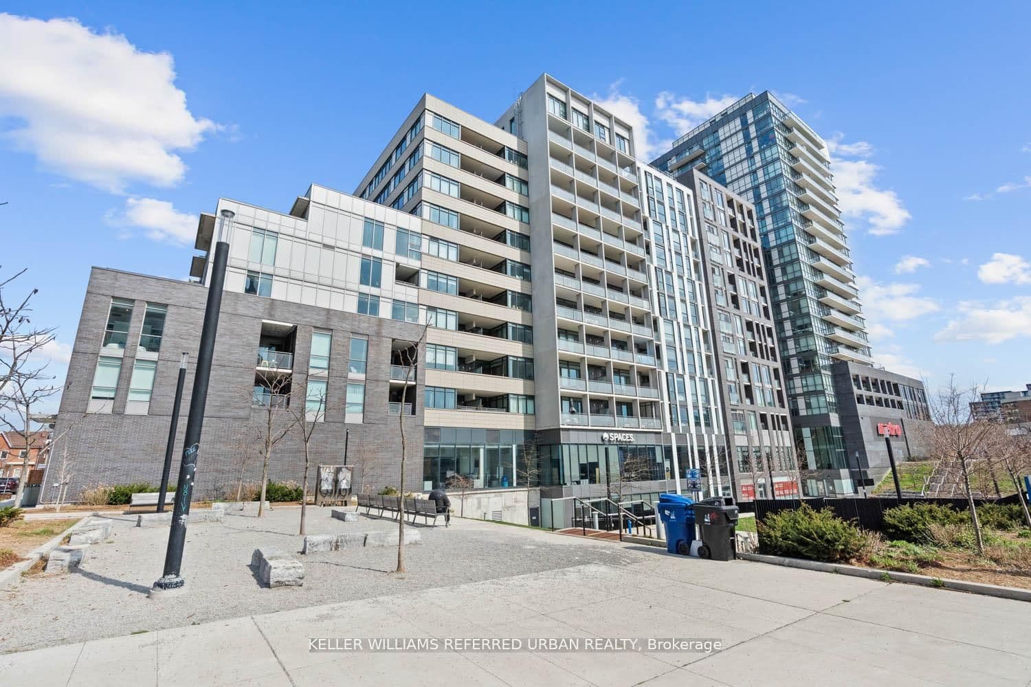 Unit 422 20 Minowan Miikan Lane photo 1