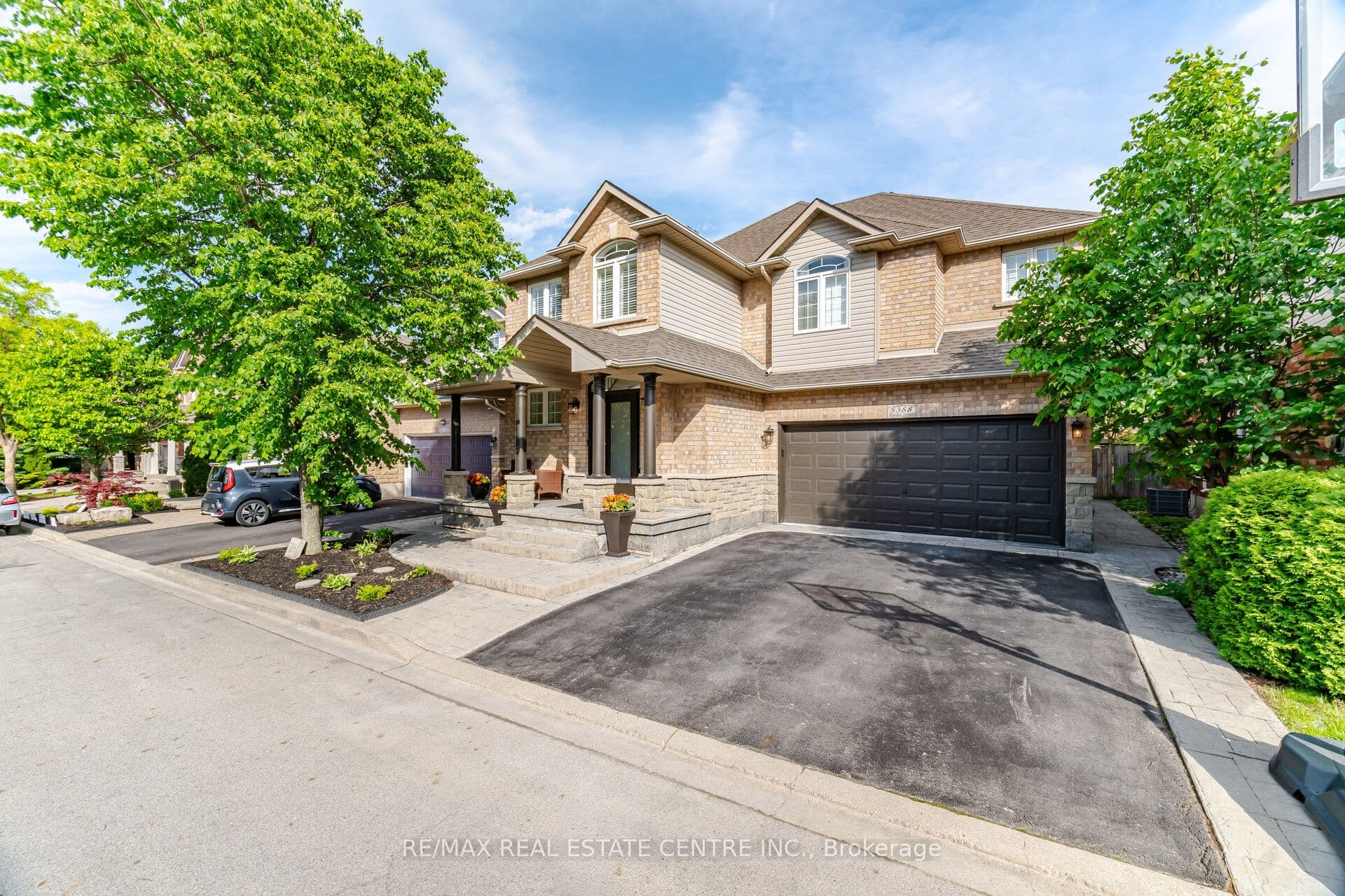 5388 Kindos Street photo 1