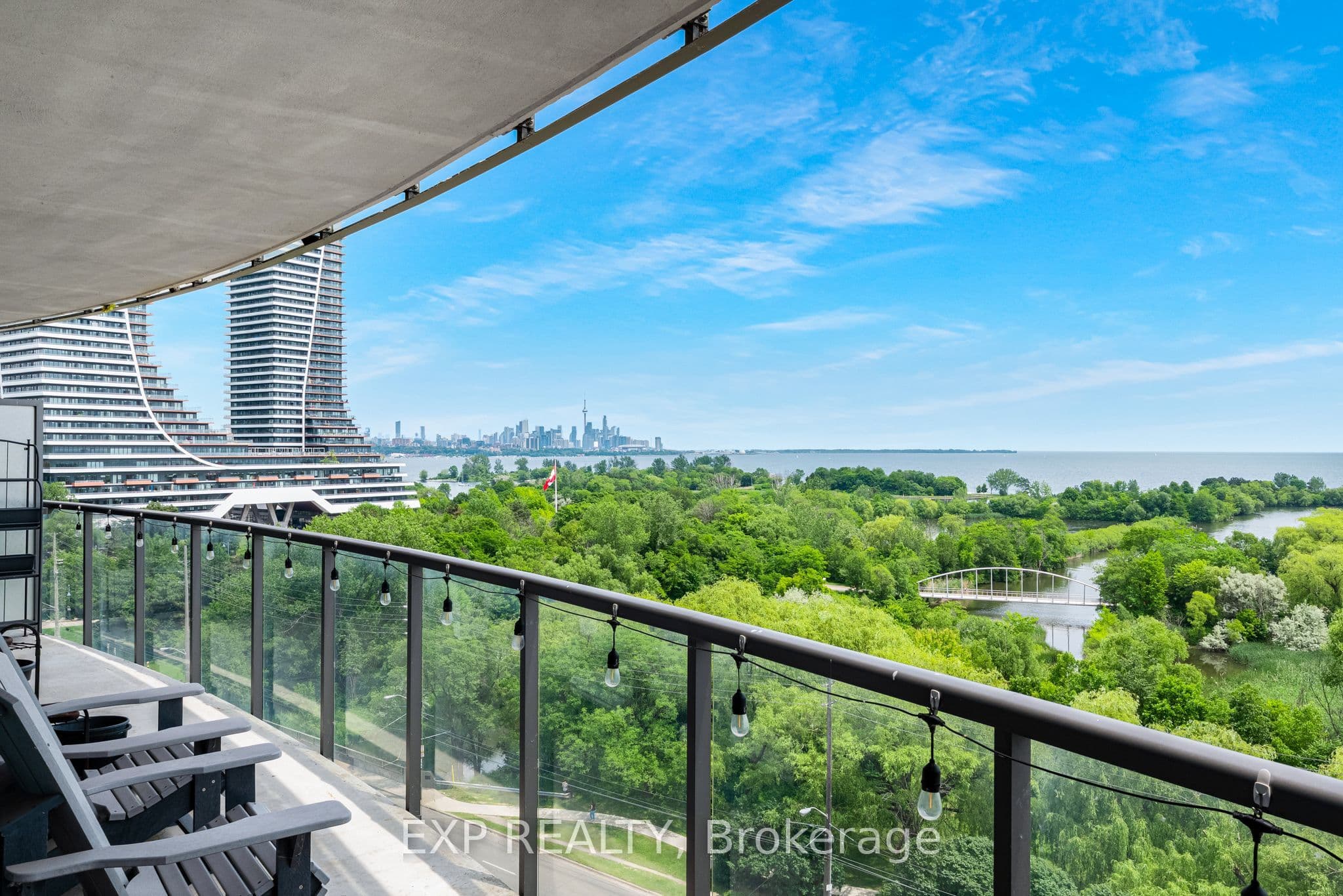 Unit 808 2230 Lake Shore Boulevard photo 1