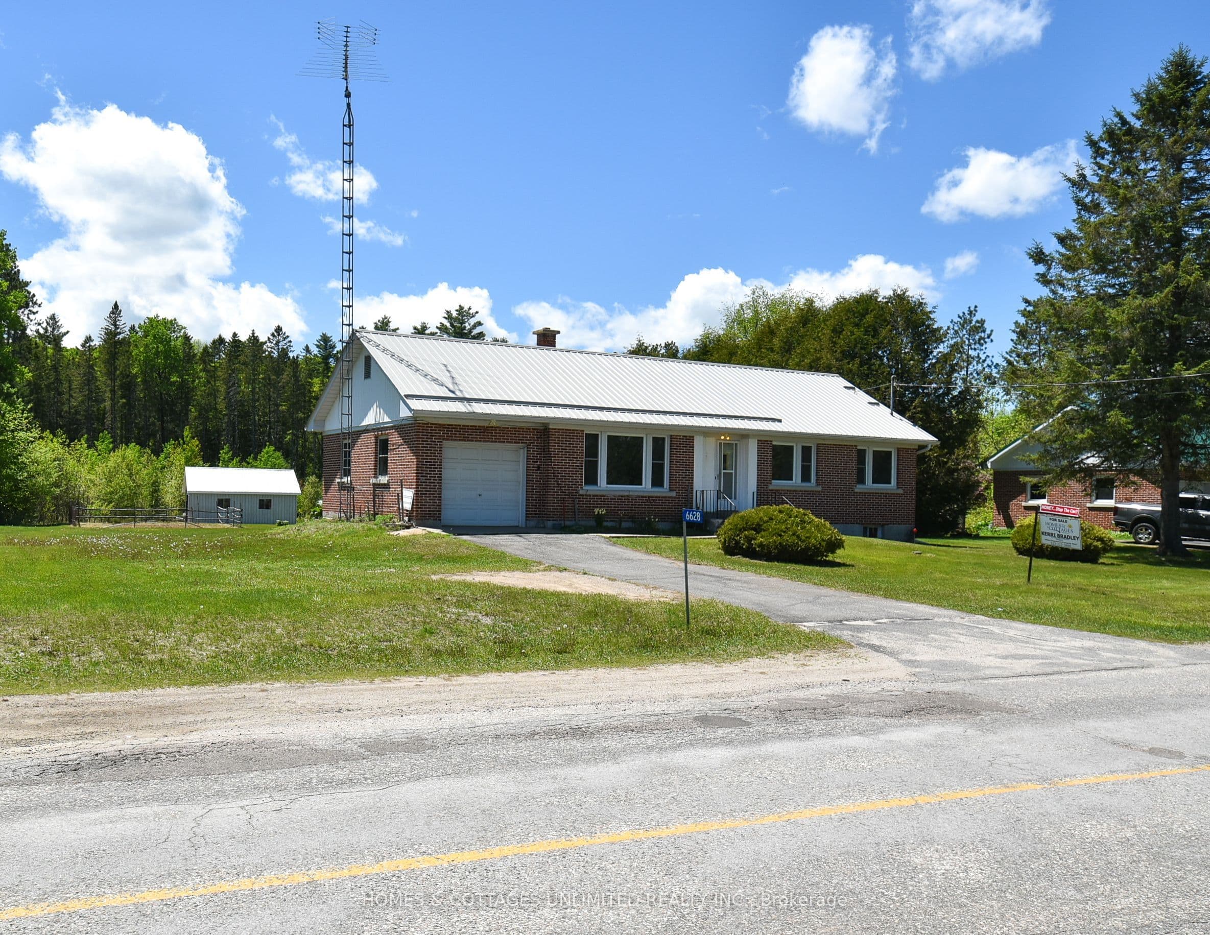 6628 Buckshot Lake Road photo 1