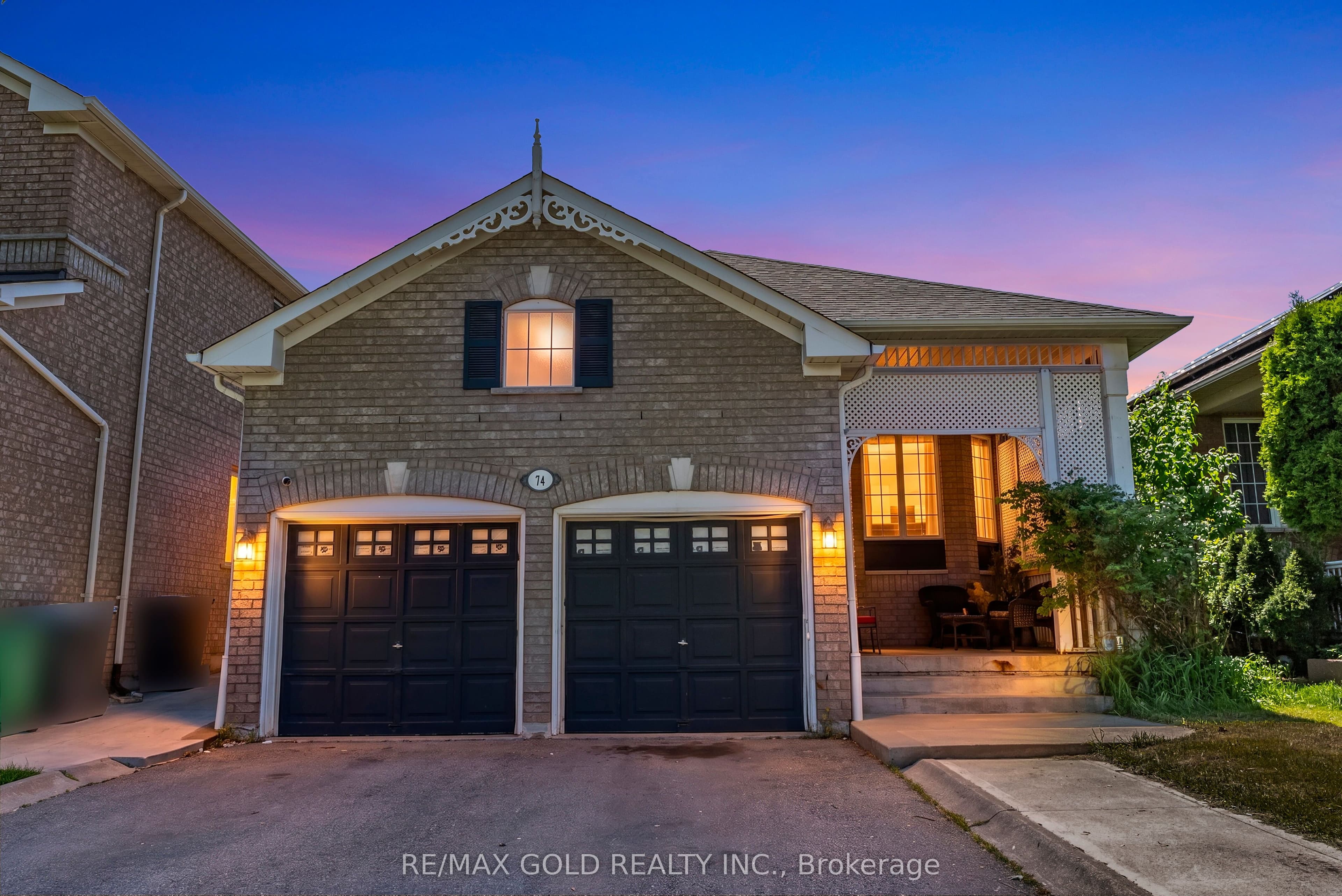 74 Fletcher's creek Boulevard photo 1