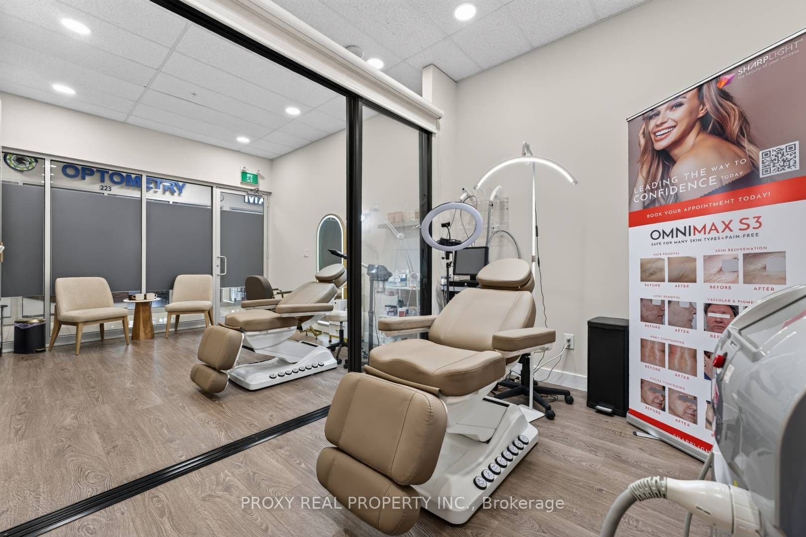 Unit 226 7163 Yonge Street photo 1