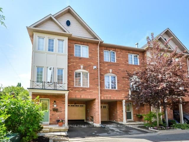 Unit 16 619 Evans Avenue photo 1