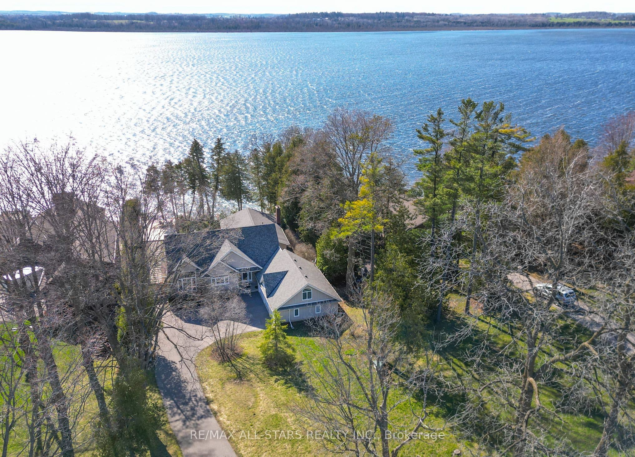 253 Stephenson Point Road photo 1