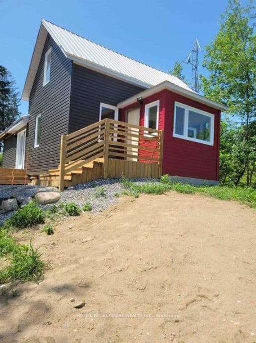 33 Bobcaygeon Road photo 1