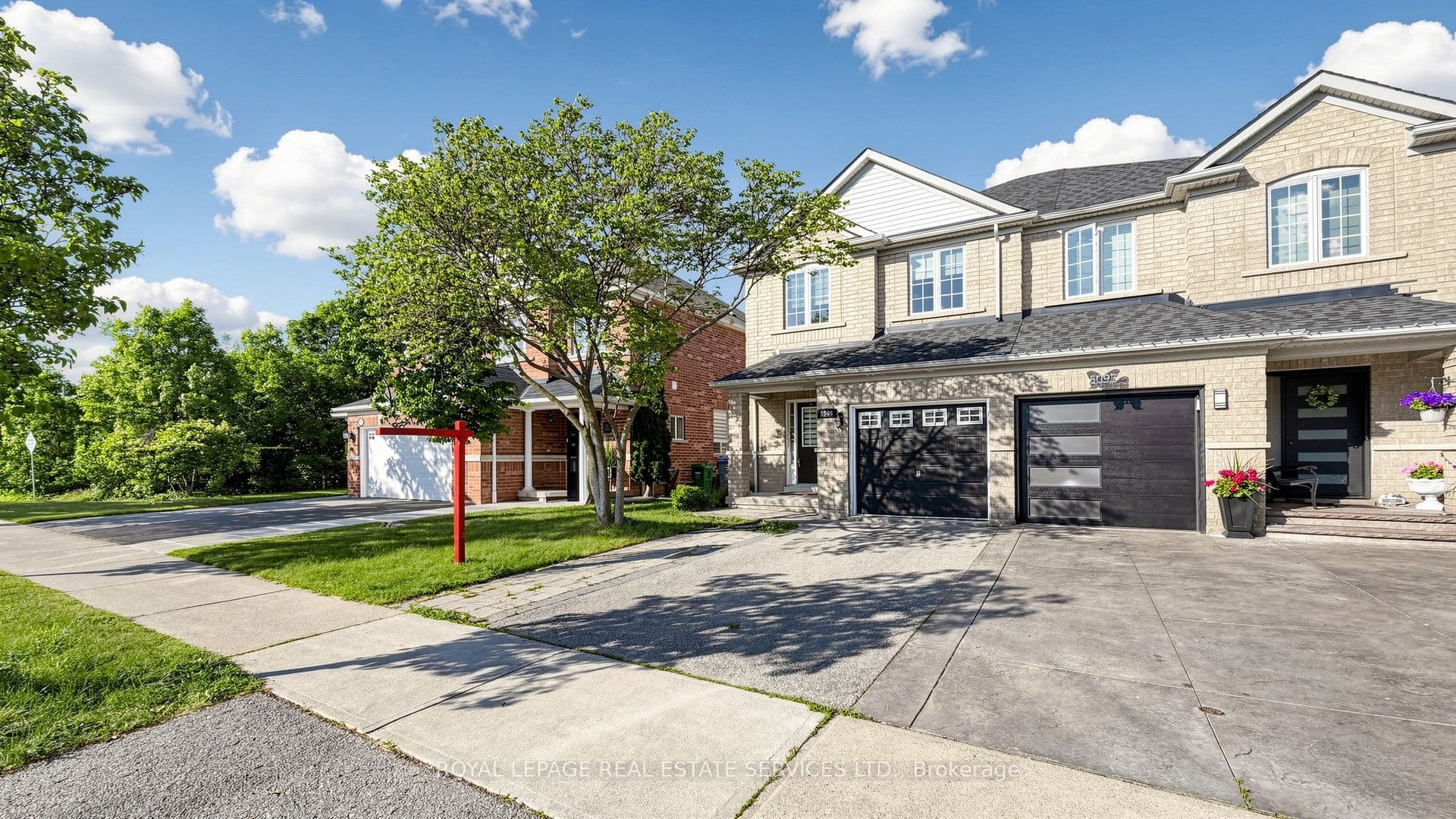 5099 Churchill Meadows Boulevard photo 1