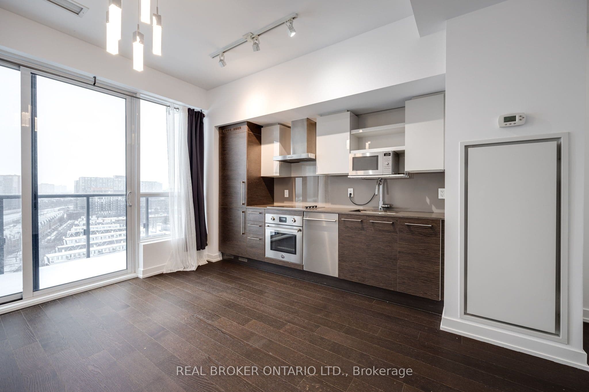 Unit Ph 25 1030 King Street photo 1