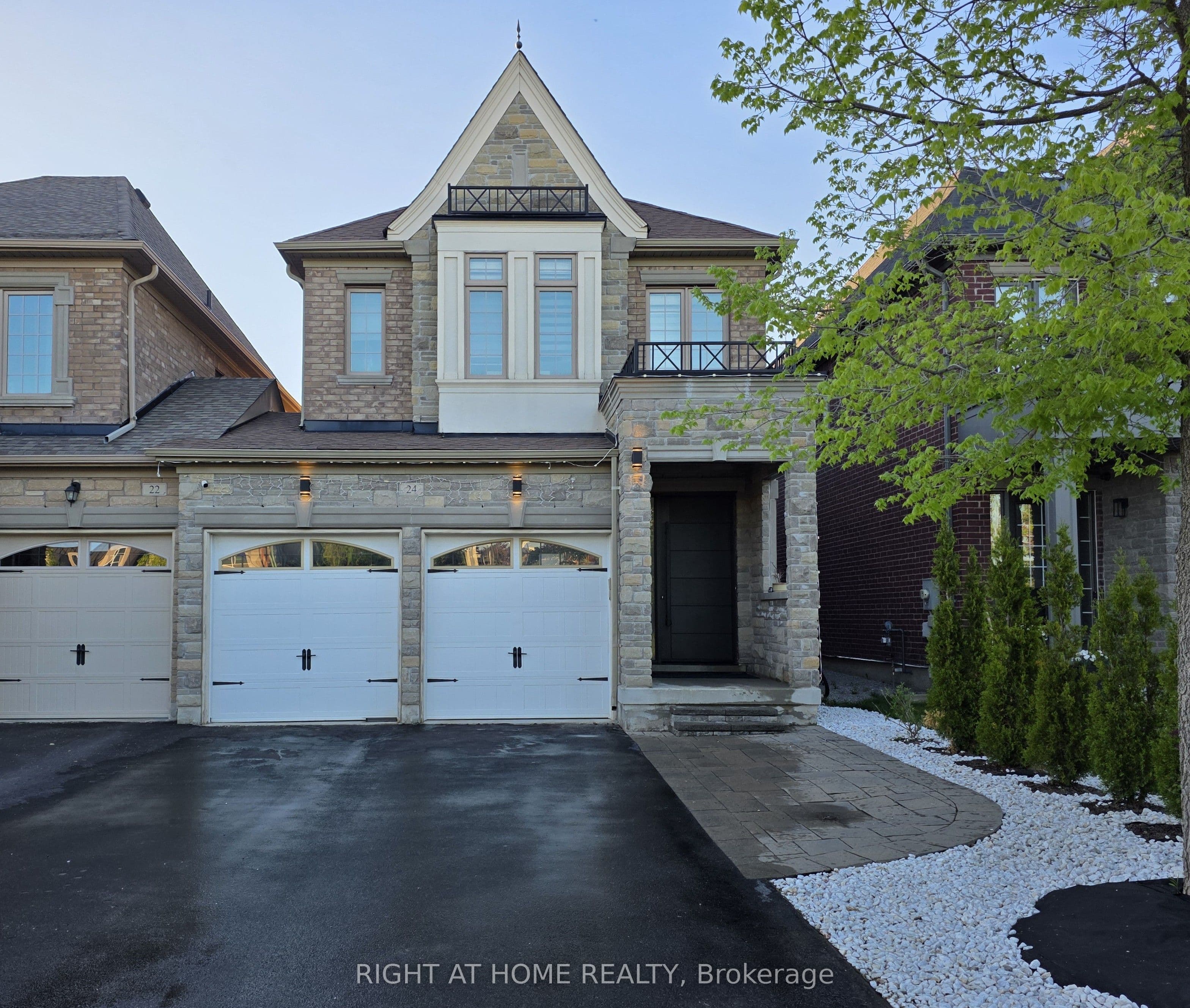 24 Wells Orchard Crescent photo 1