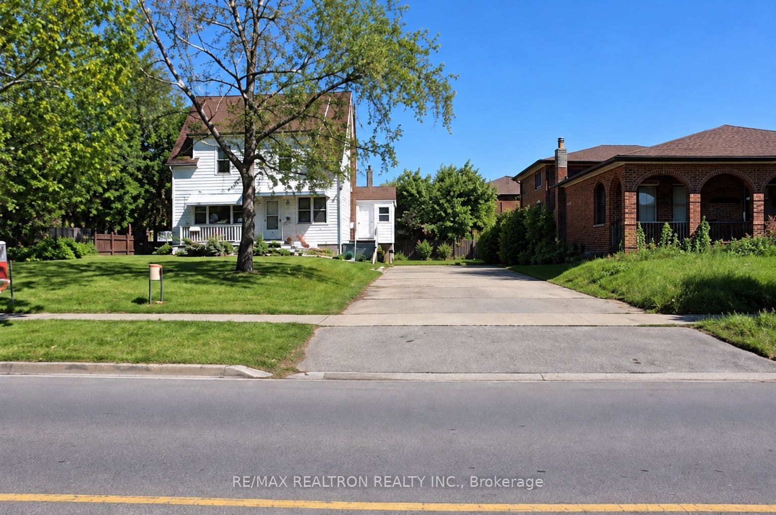 154 Crestwood Road photo 1